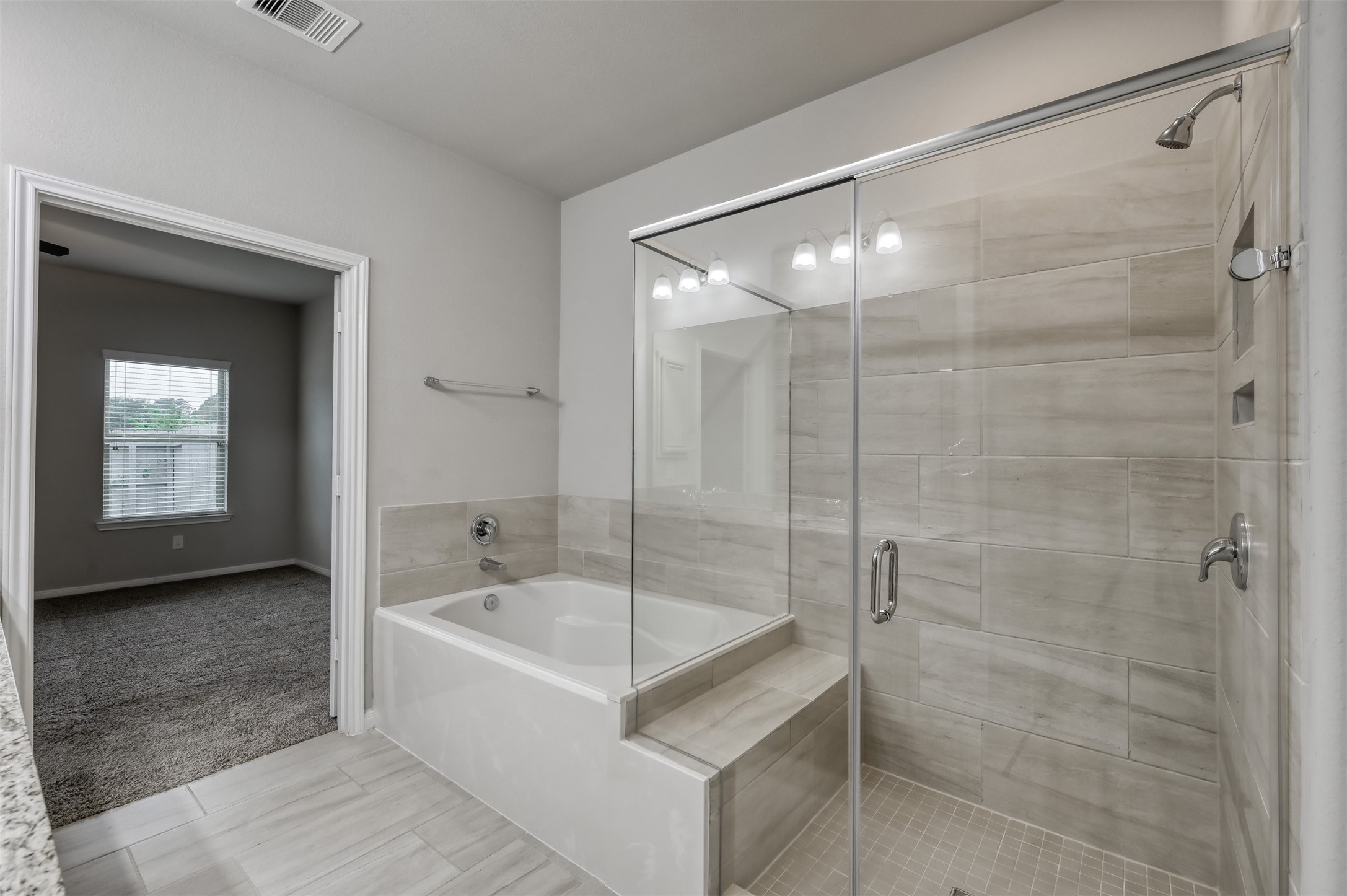 15331 Westland Gate Drive Property Photo 17