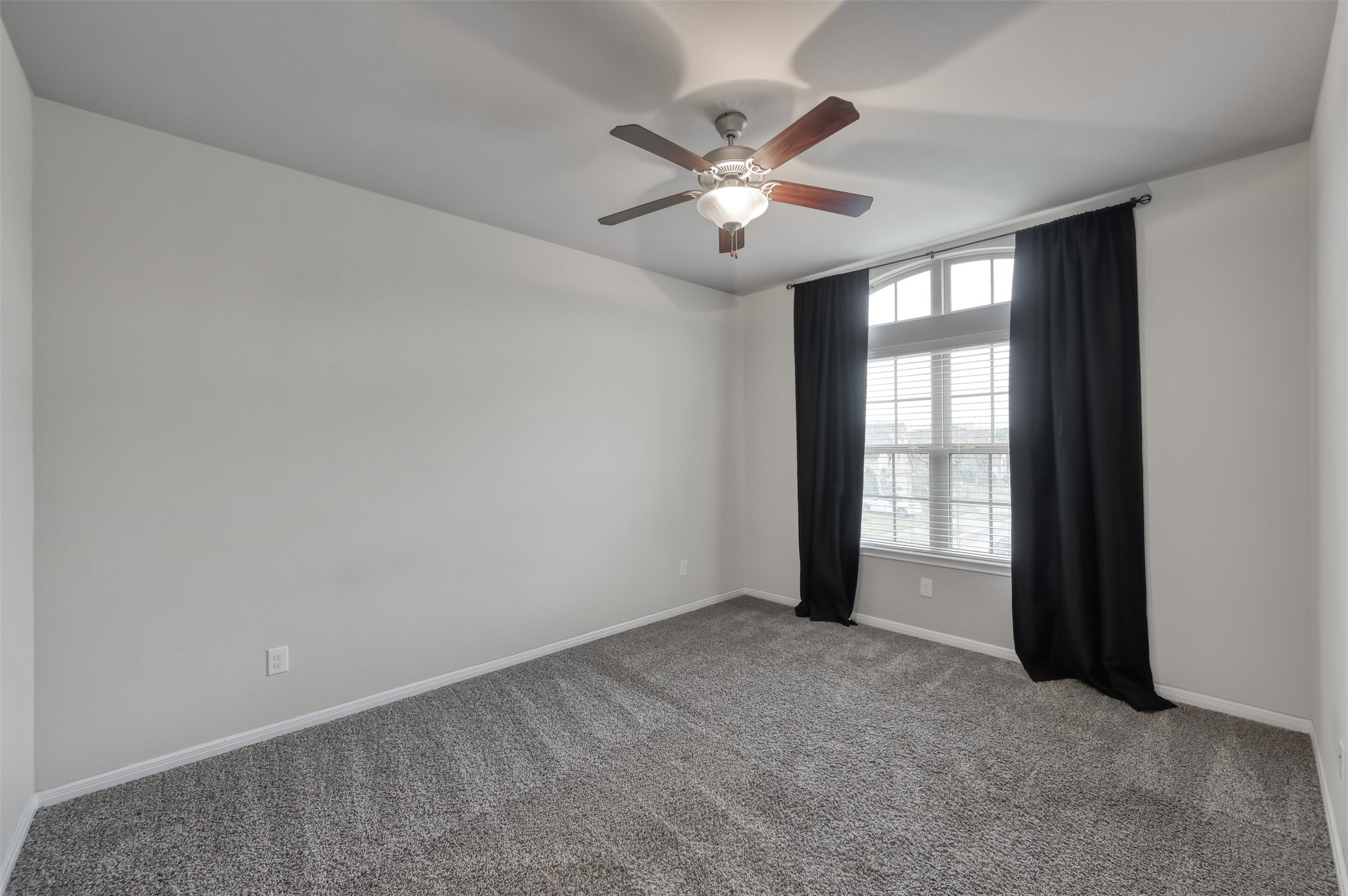 15331 Westland Gate Drive Property Photo 20