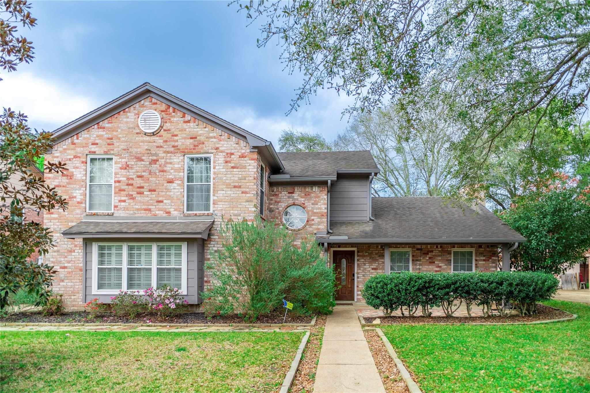 18310 Spellbrook Drive Property Photo 2