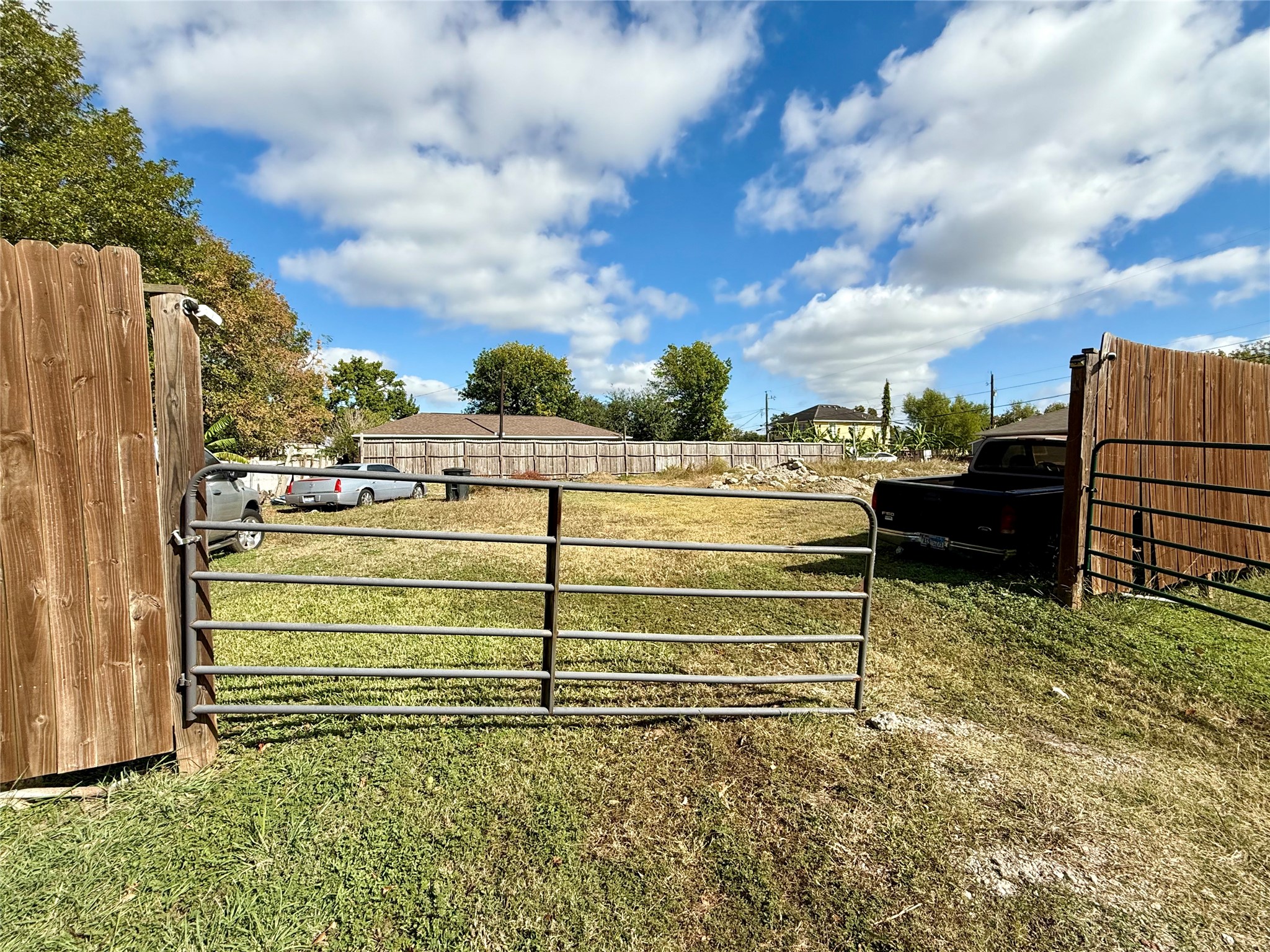 15322 Paul Road Property Photo 11