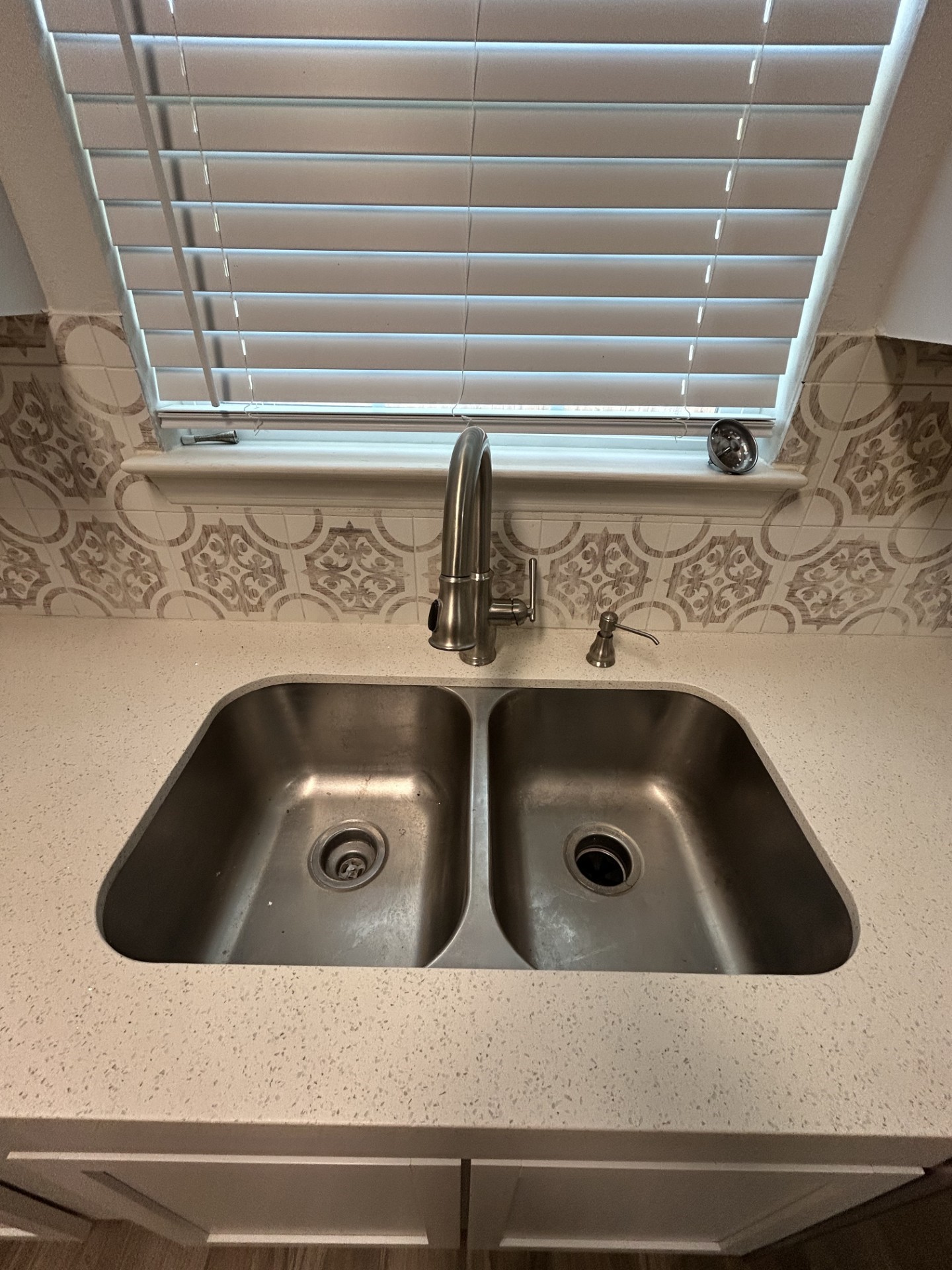 4401 Sterling Street Property Photo 8