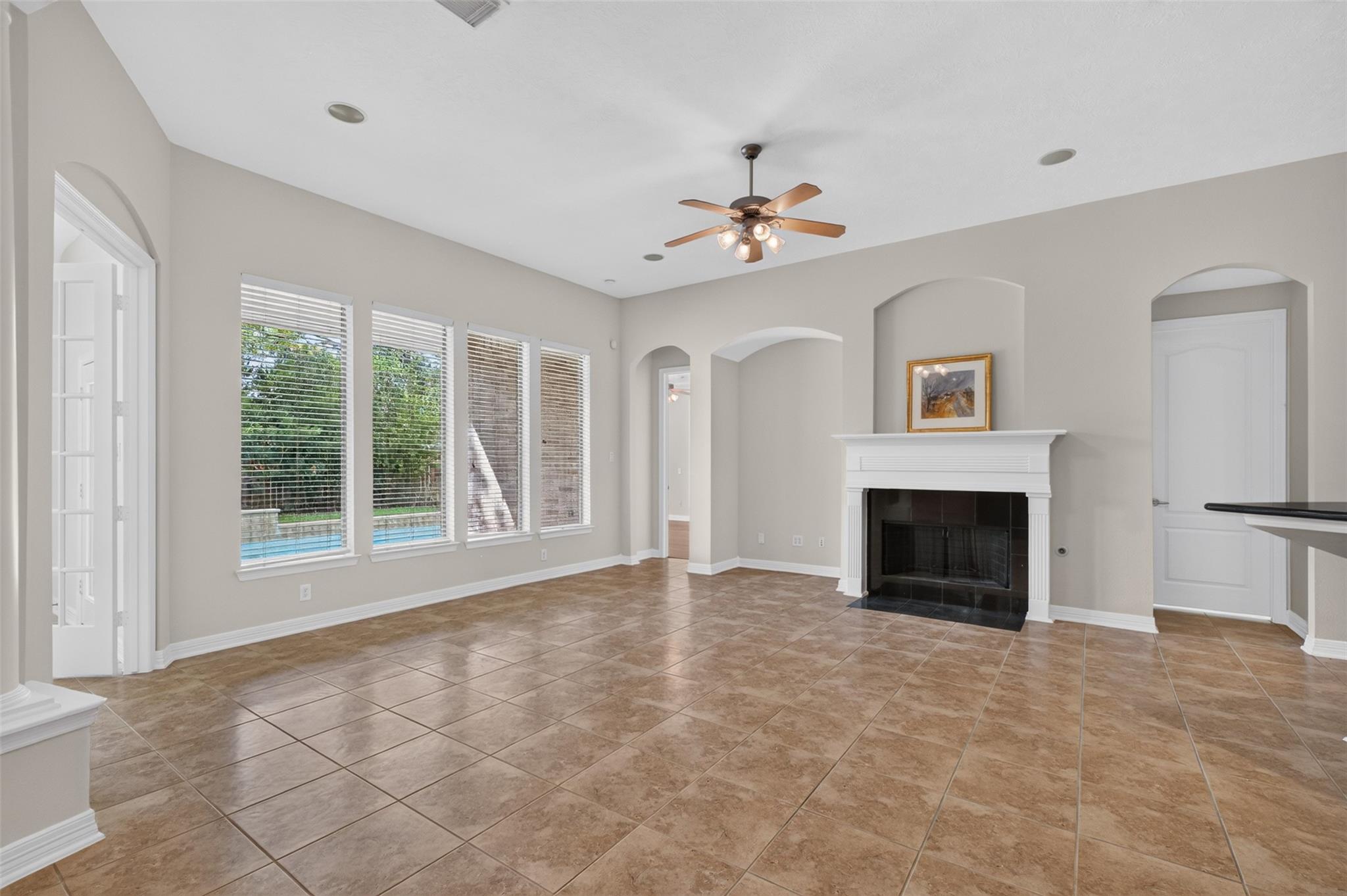 5923 Scarlett Bay Court, Katy Tx 77450 Property Photo 4