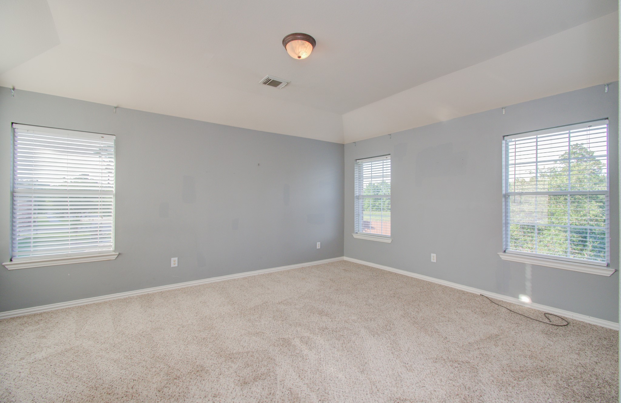 9106 Sunlight Oak Lane Property Photo 26