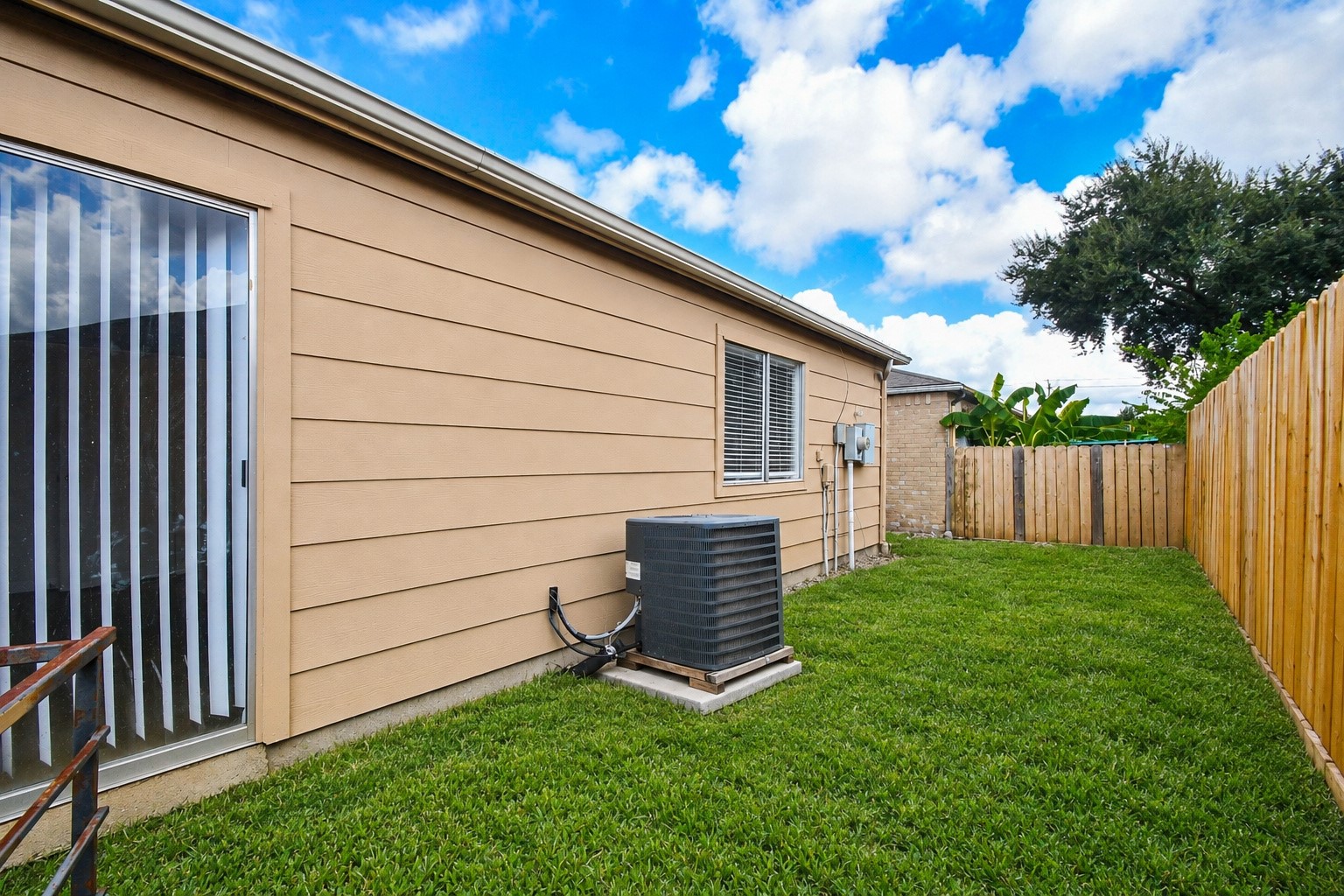 9231 Homeland Drive Property Photo 25