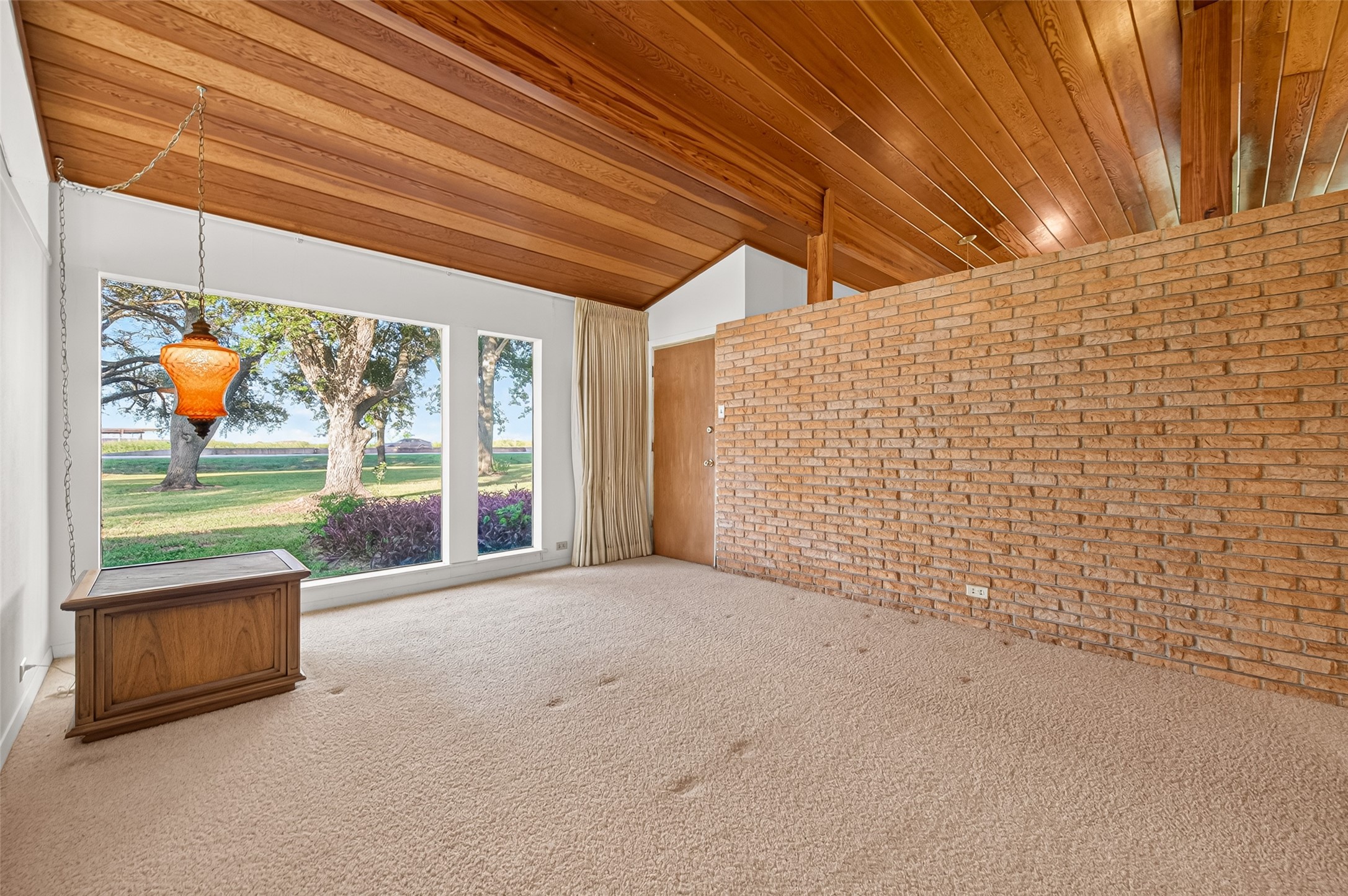 14438 Highway 36 Property Photo 9