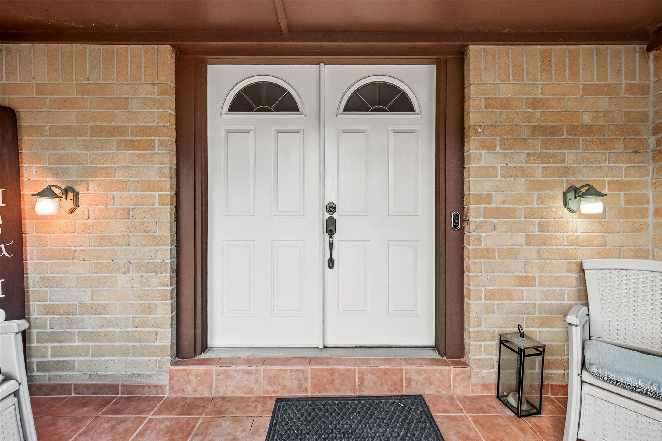12302 Meadowdale Drive Property Photo 4