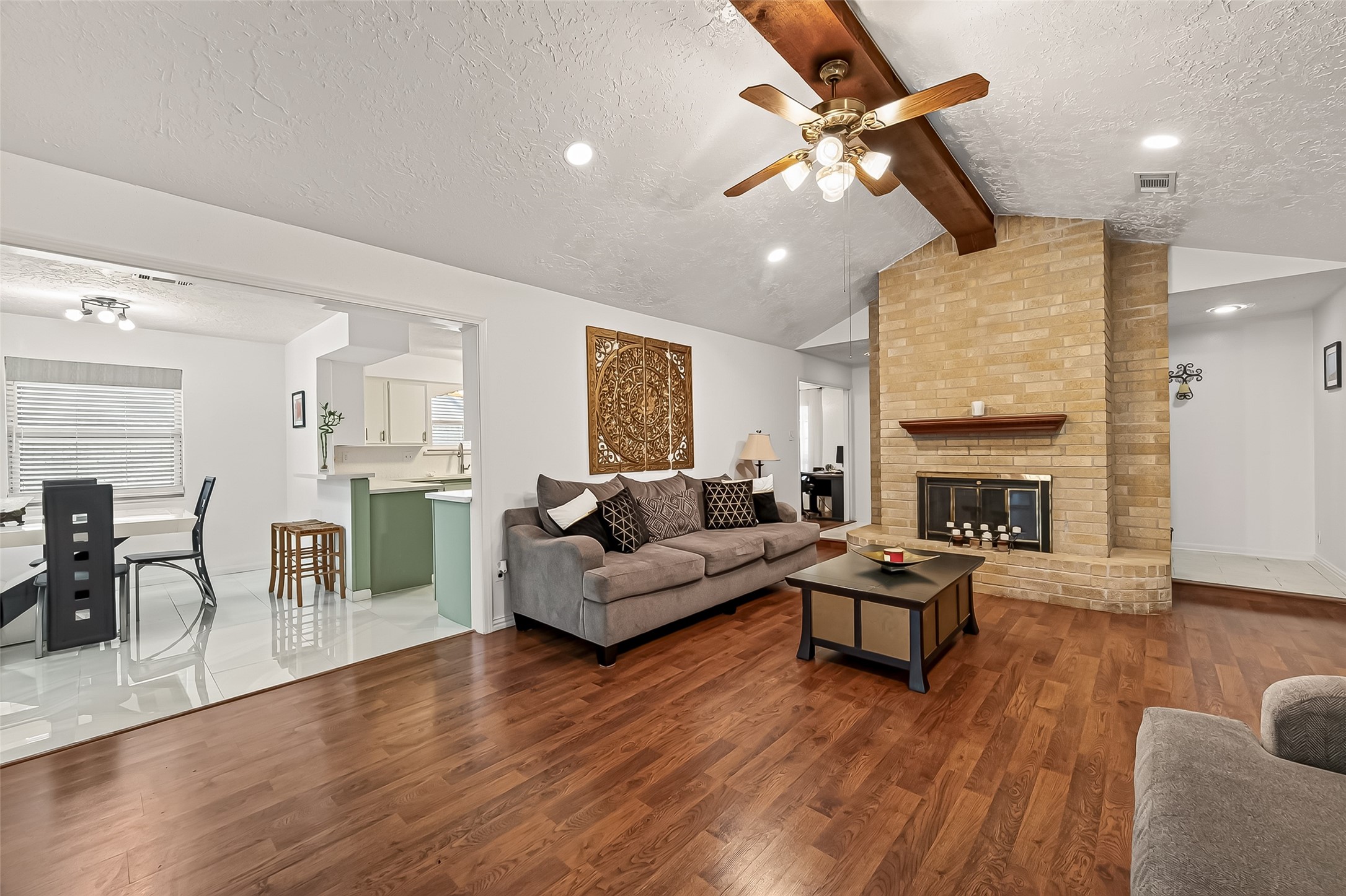 12302 Meadowdale Drive Property Photo 11