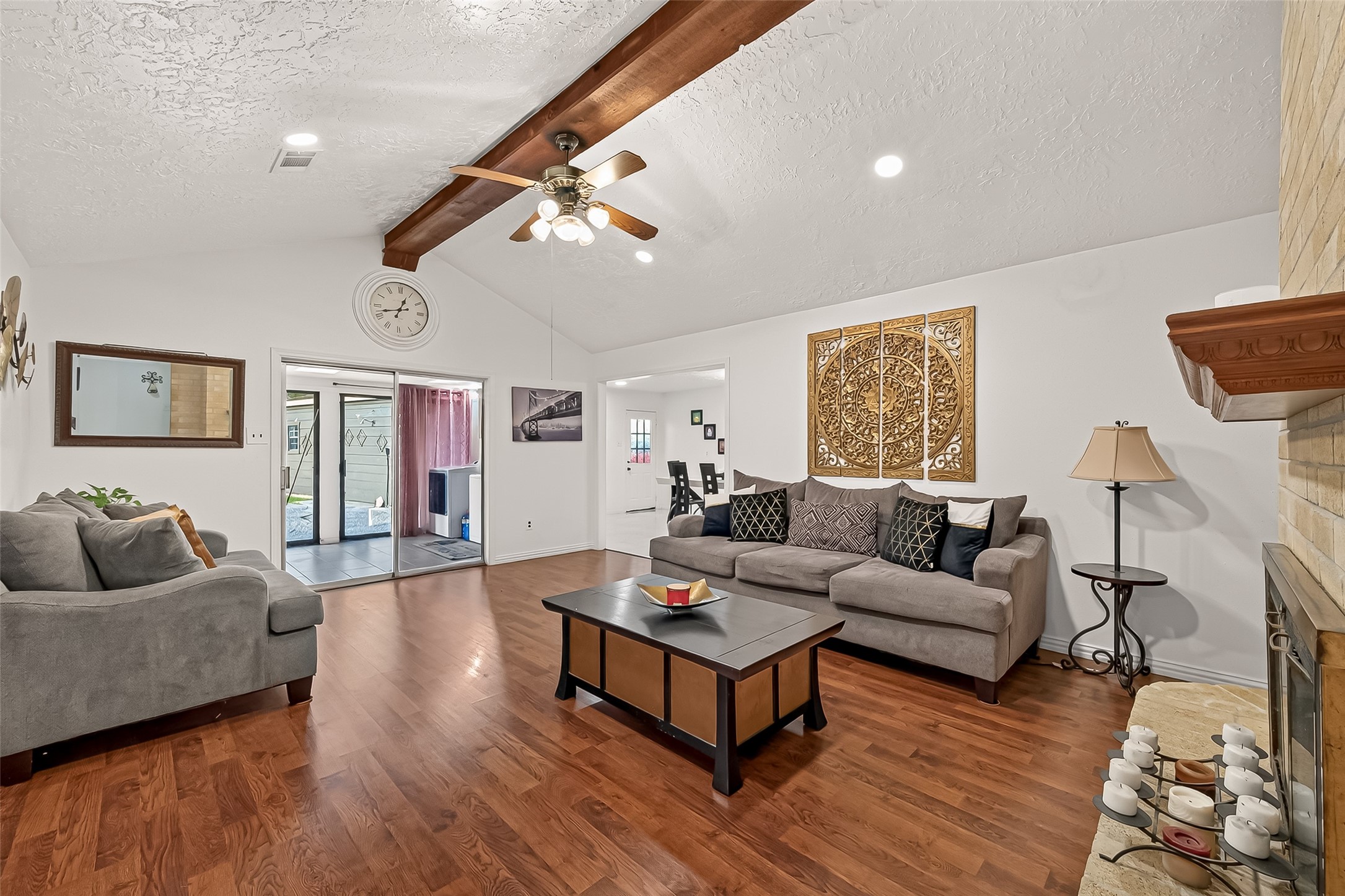 12302 Meadowdale Drive Property Photo 12