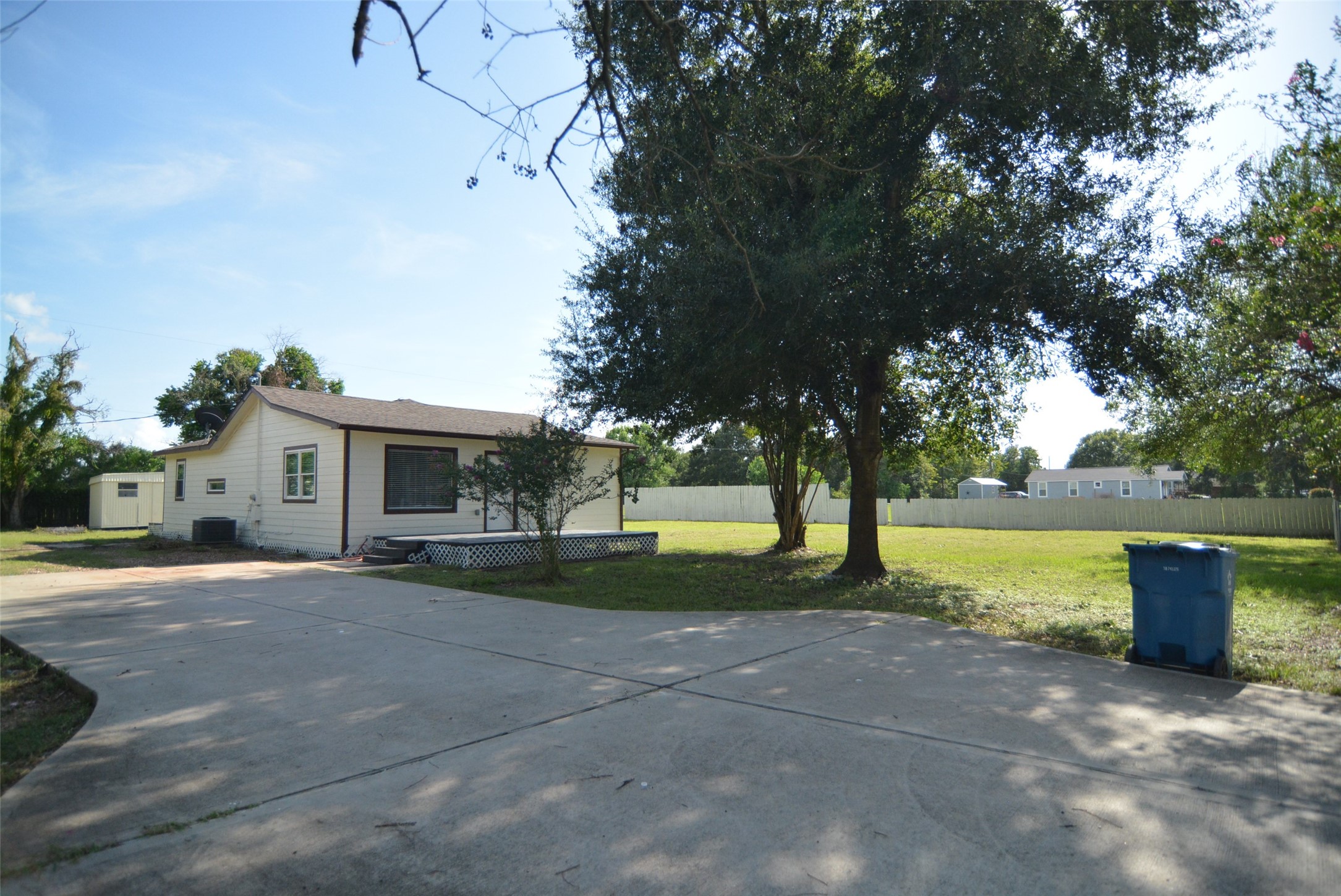 3111 2nd Street Property Photo 3