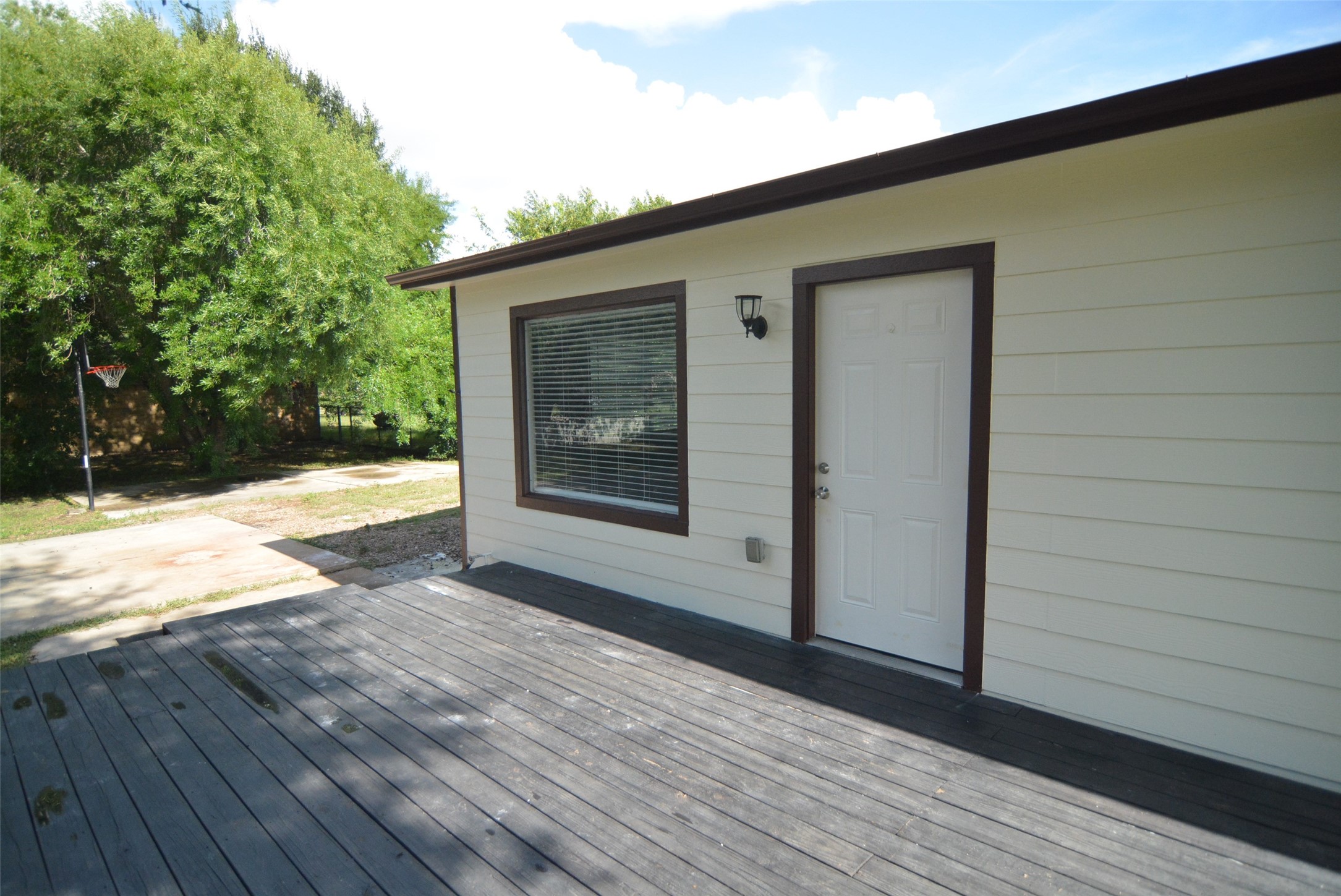 3111 2nd Street Property Photo 8