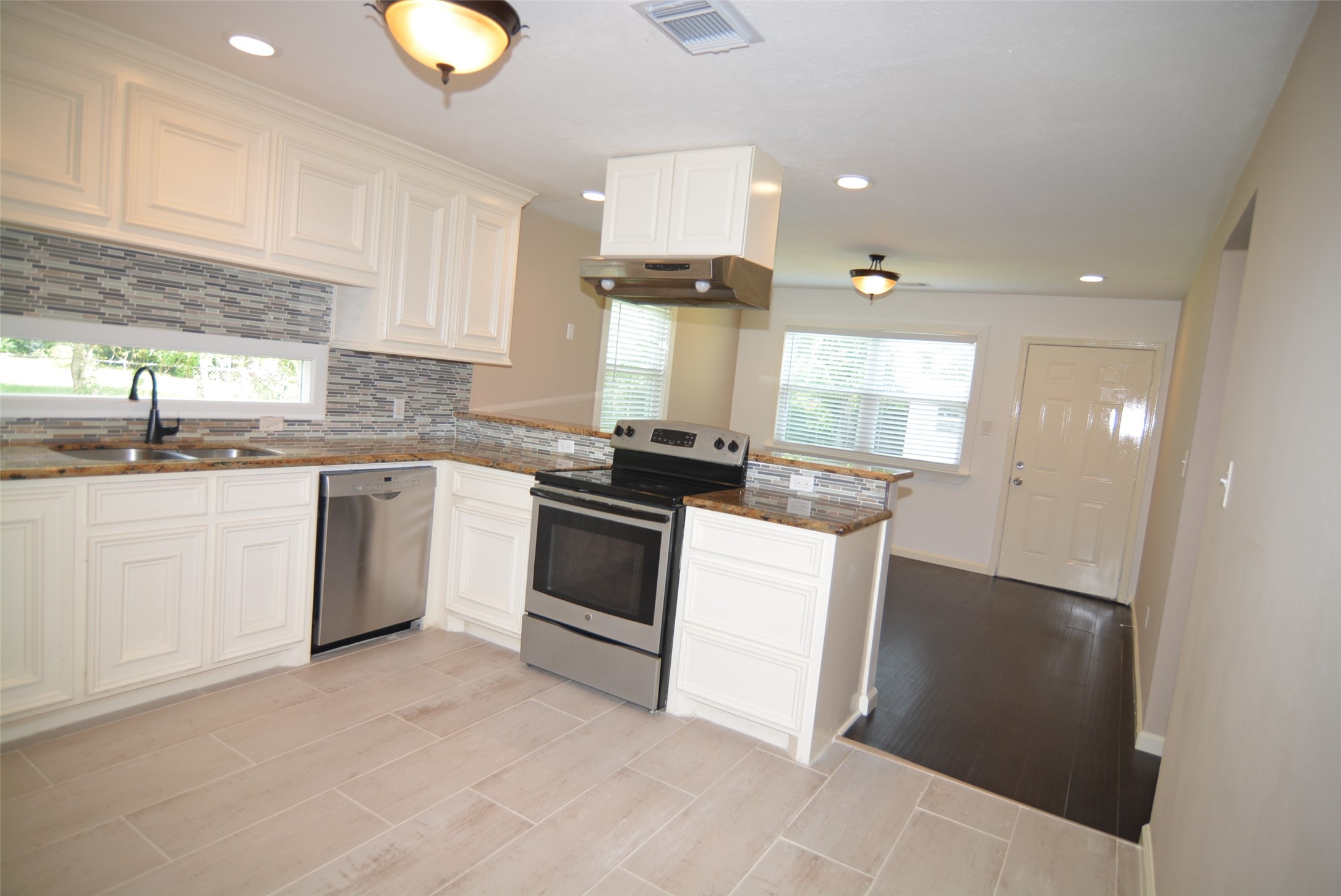 3111 2nd Street Property Photo 13