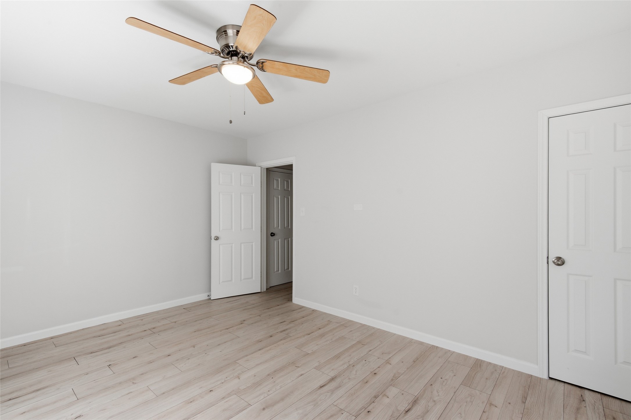 1008 Studewood Street Property Photo 11