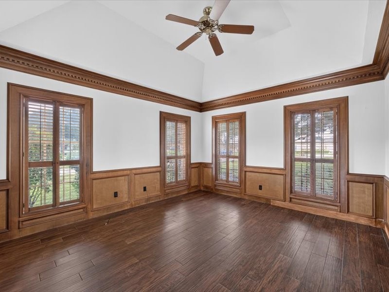32719 Weybridge Street Property Photo 17