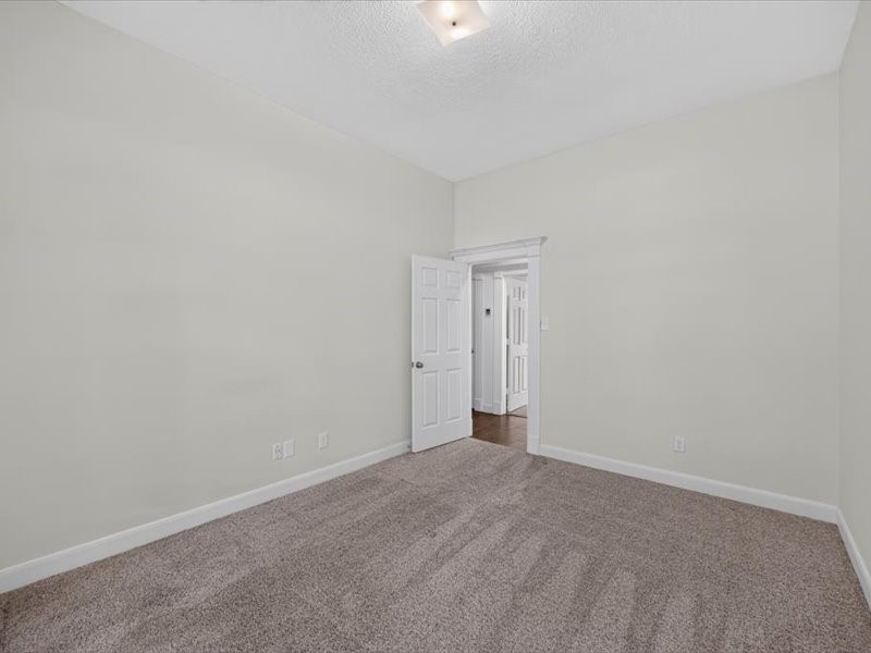 32719 Weybridge Street Property Photo 30