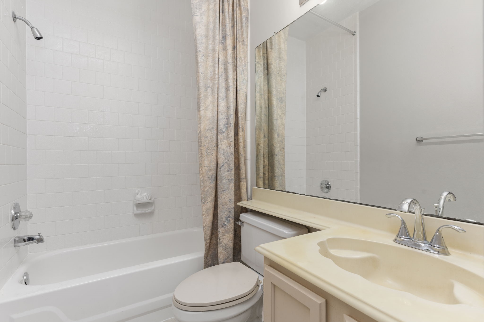 2027 Richland Ct Court Property Photo 9