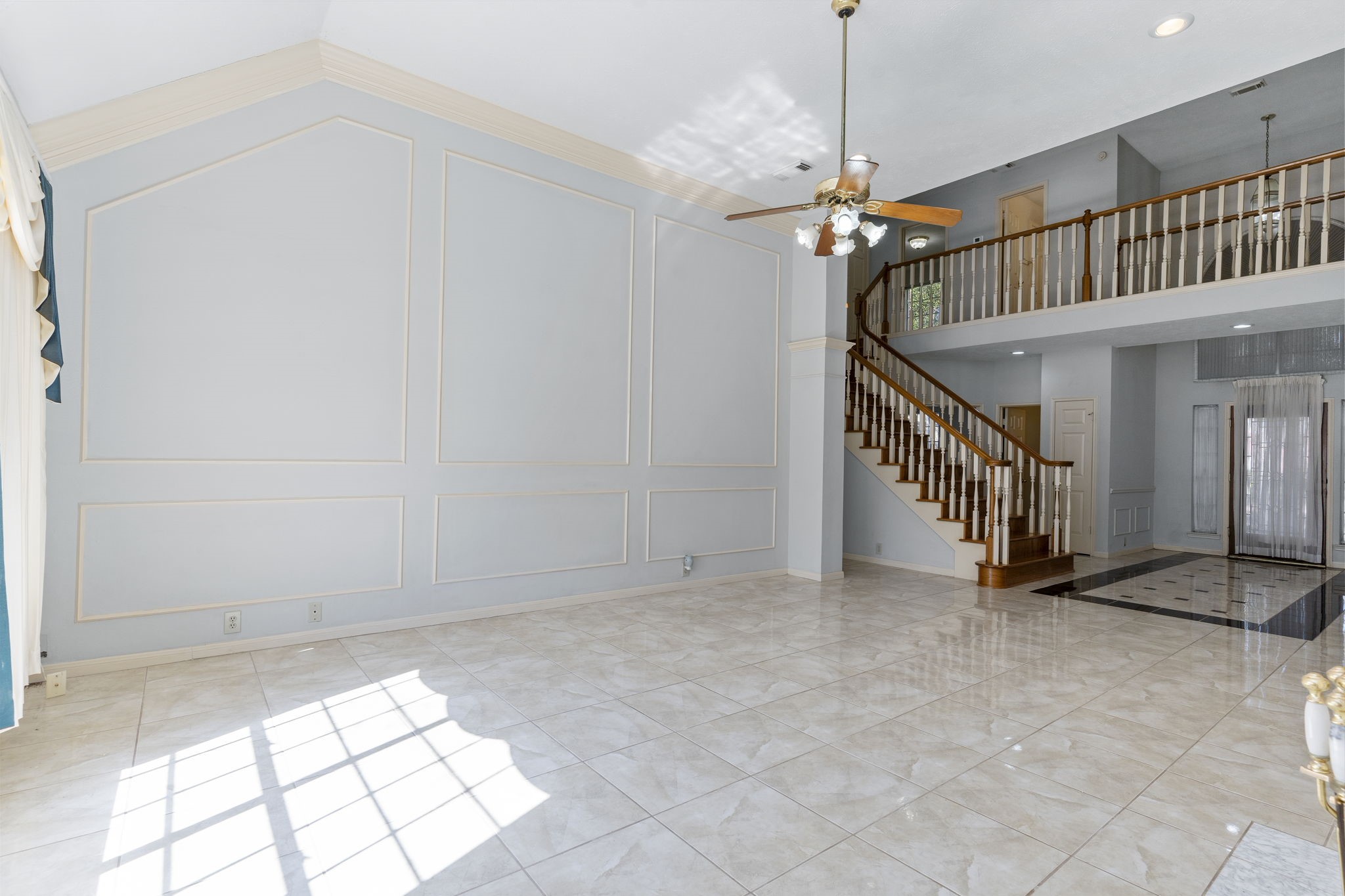 2027 Richland Ct Court Property Photo 14