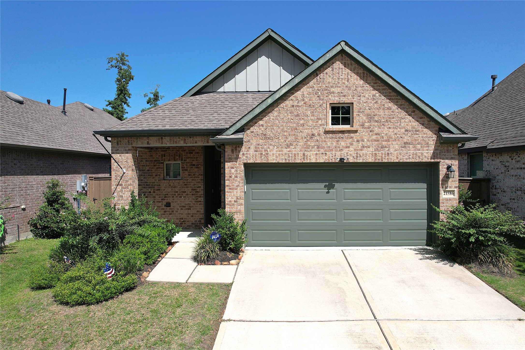 21586 Jordan Pond Ridge Property Photo 1