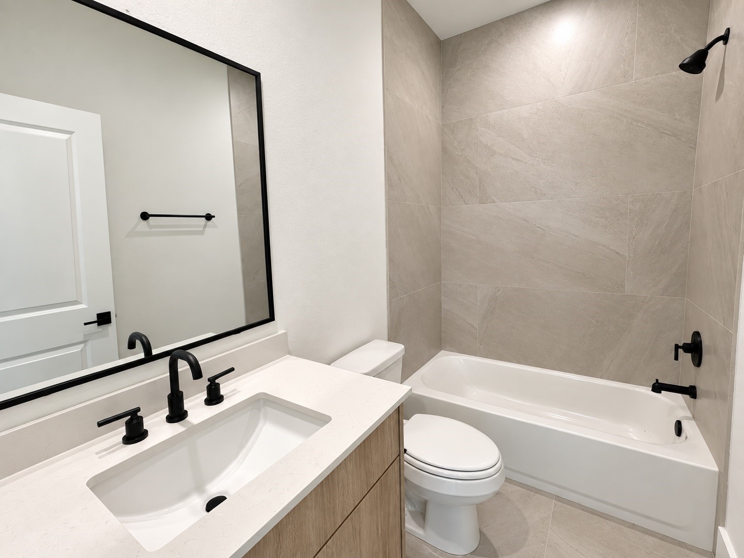 507 Hillwood Heights Drive Property Photo 15