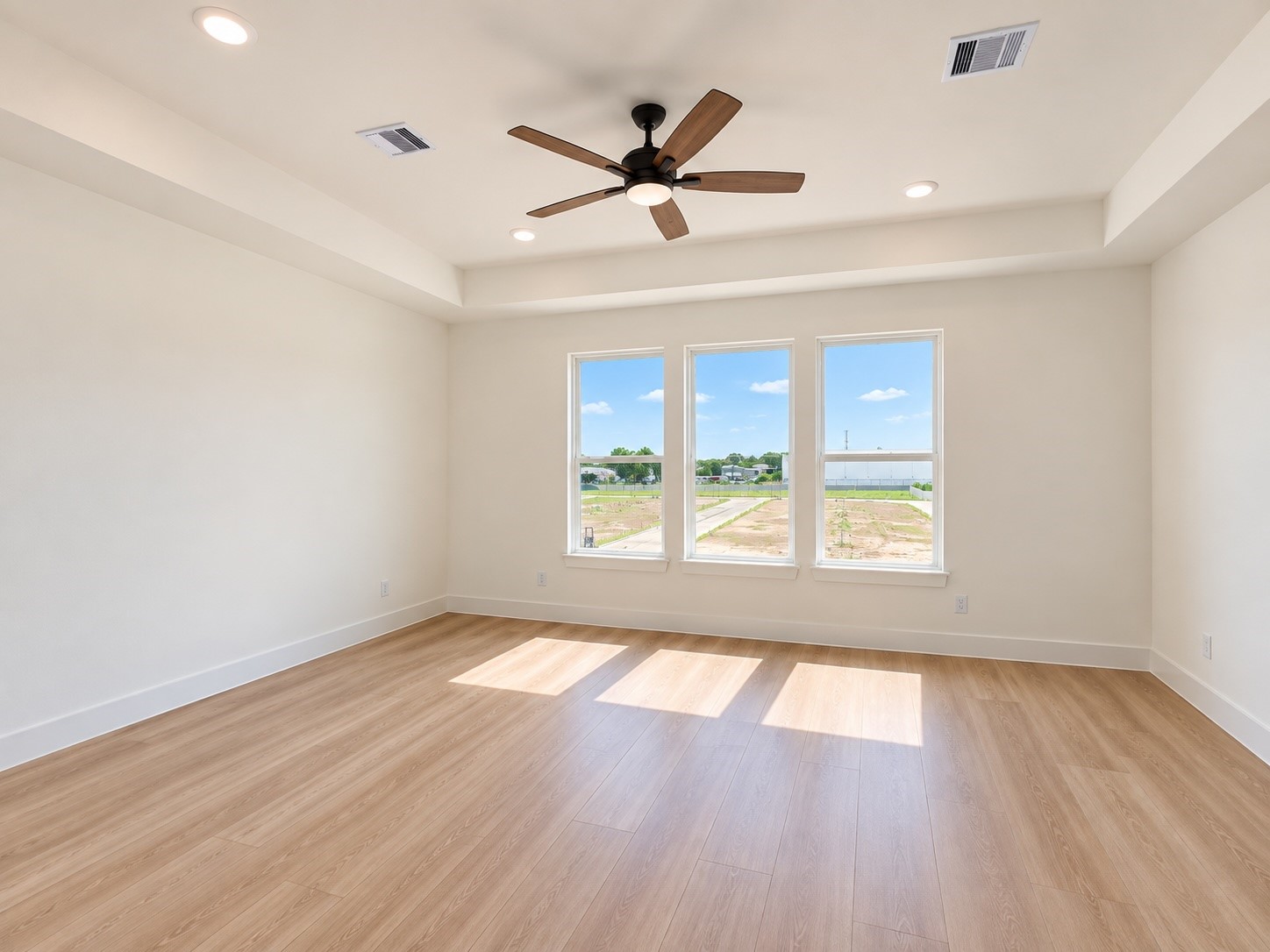 507 Hillwood Heights Drive Property Photo 17