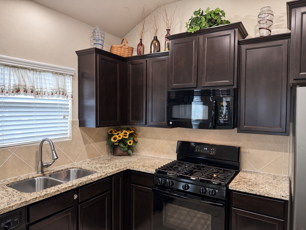 3239 Aegean Drive Property Photo 7