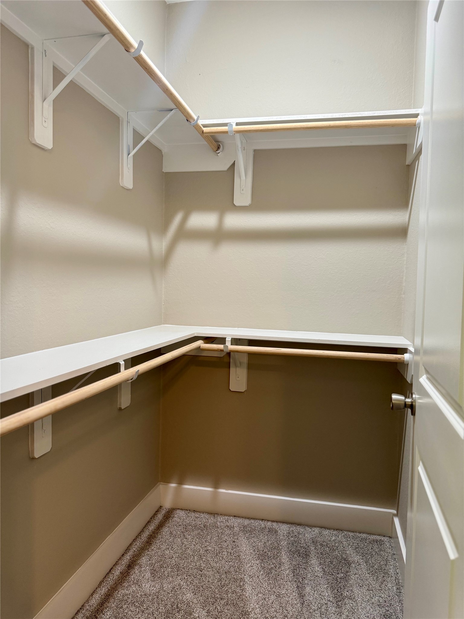 1816 Ryon Street Property Photo 4