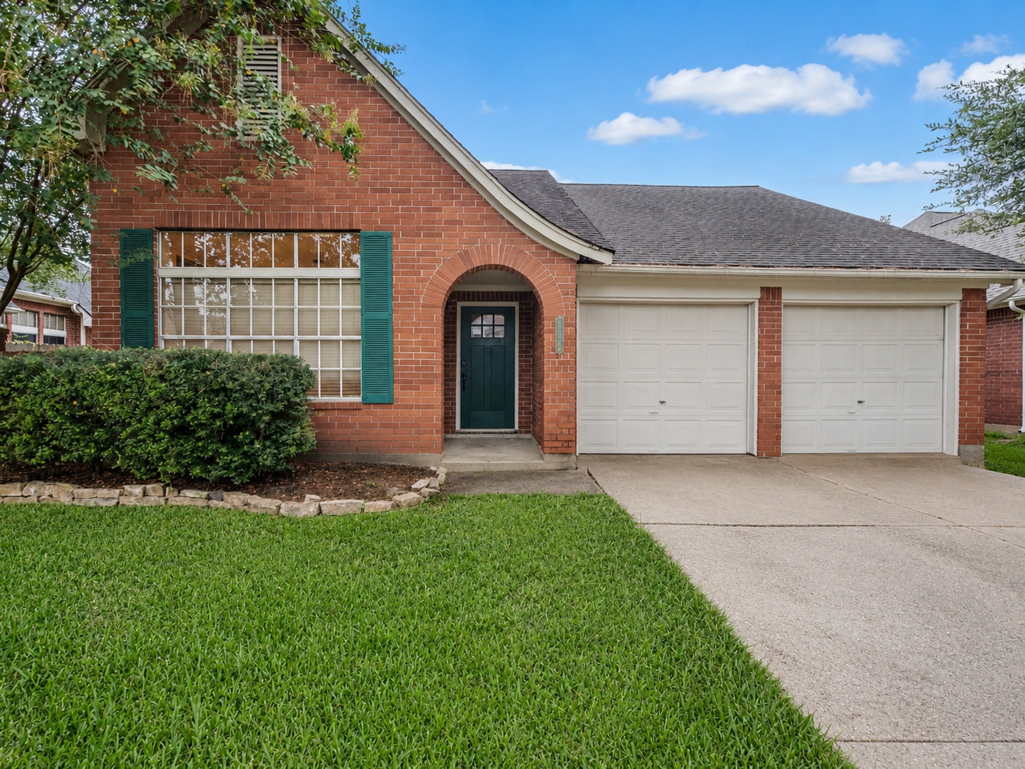 14342 Fair Knoll Way Property Photo 2