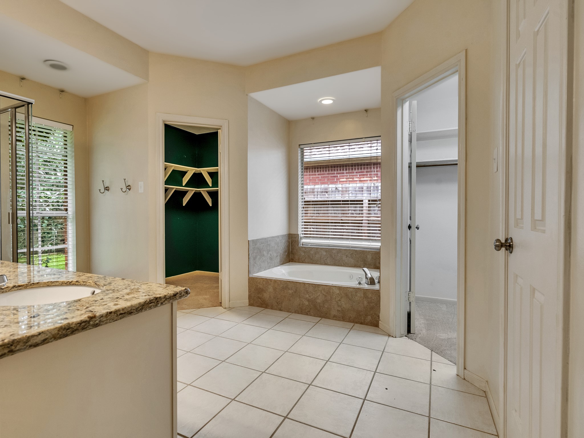 14342 Fair Knoll Way Property Photo 23