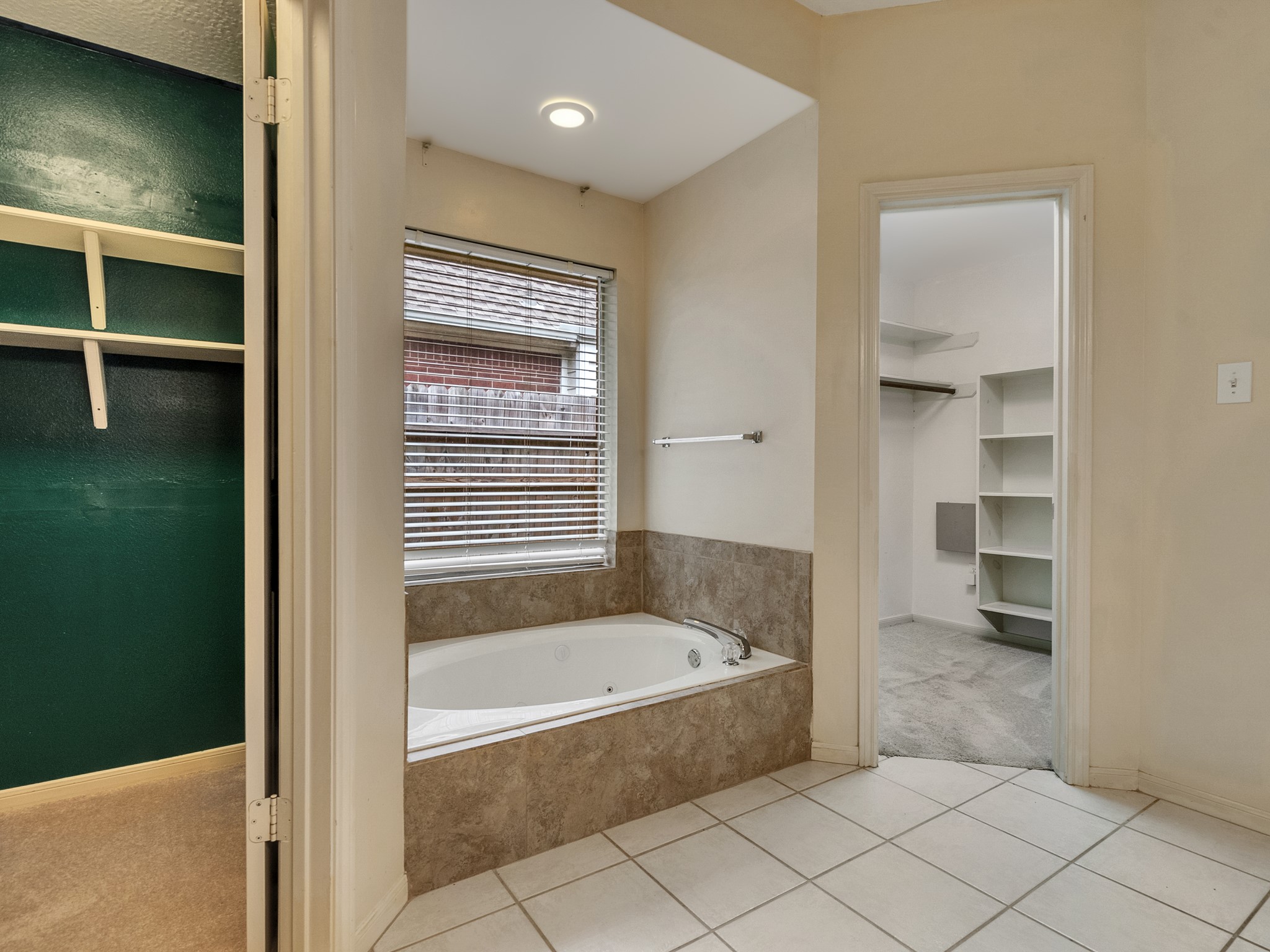 14342 Fair Knoll Way Property Photo 24