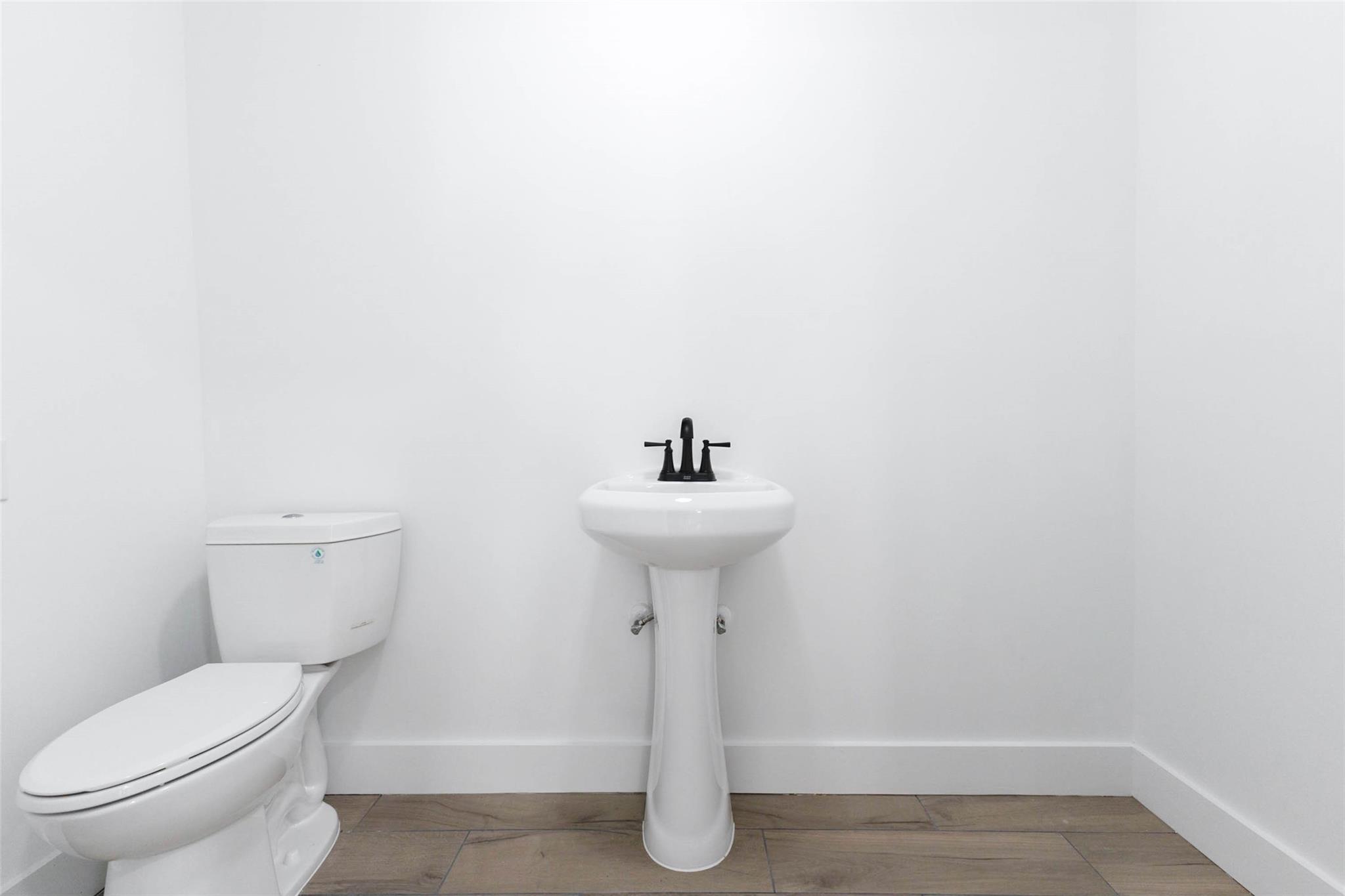 1406 Locklaine Drive Property Photo 12
