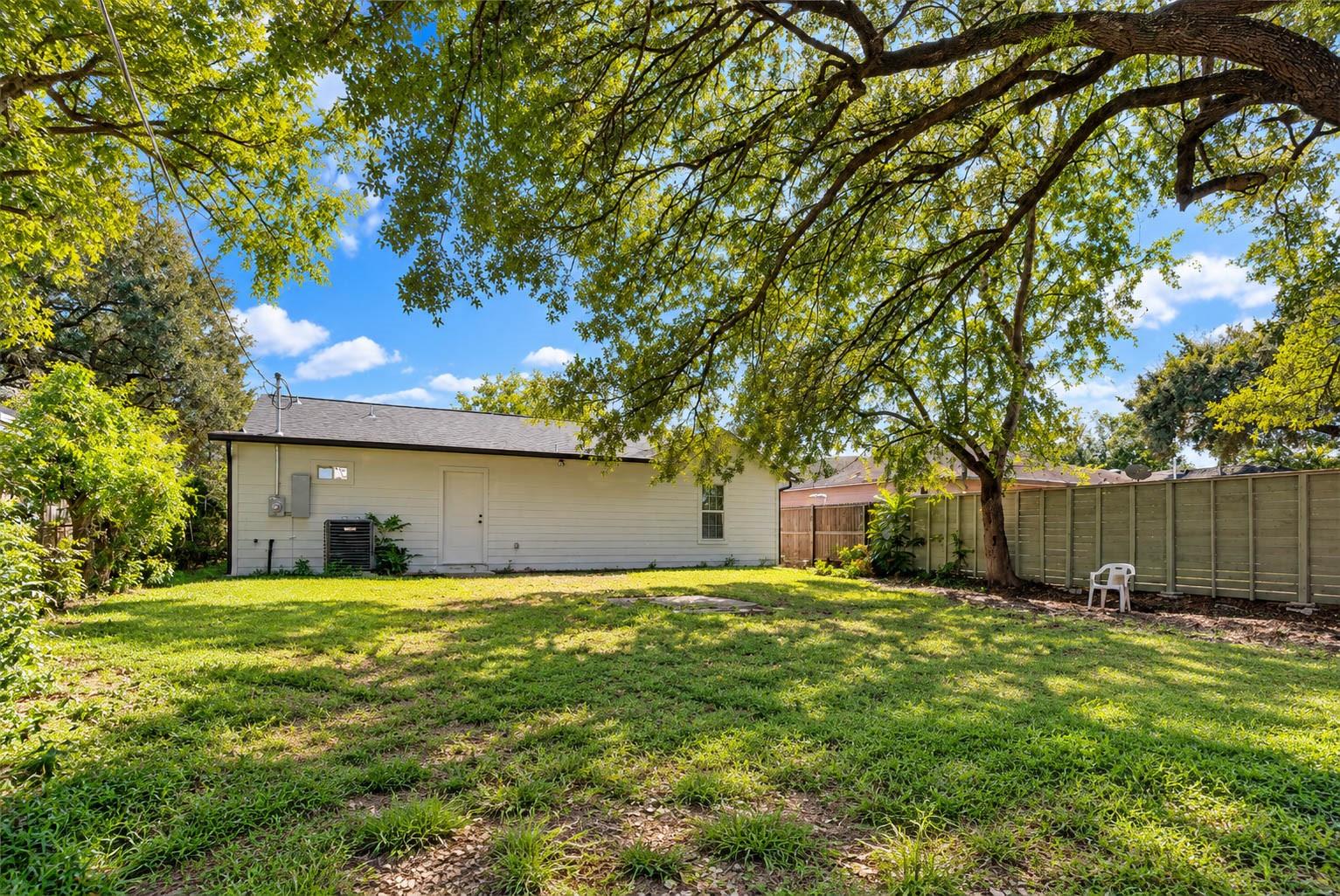1406 Locklaine Drive Property Photo 30