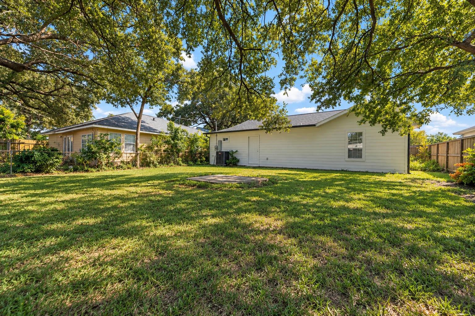 1406 Locklaine Drive Property Photo 31