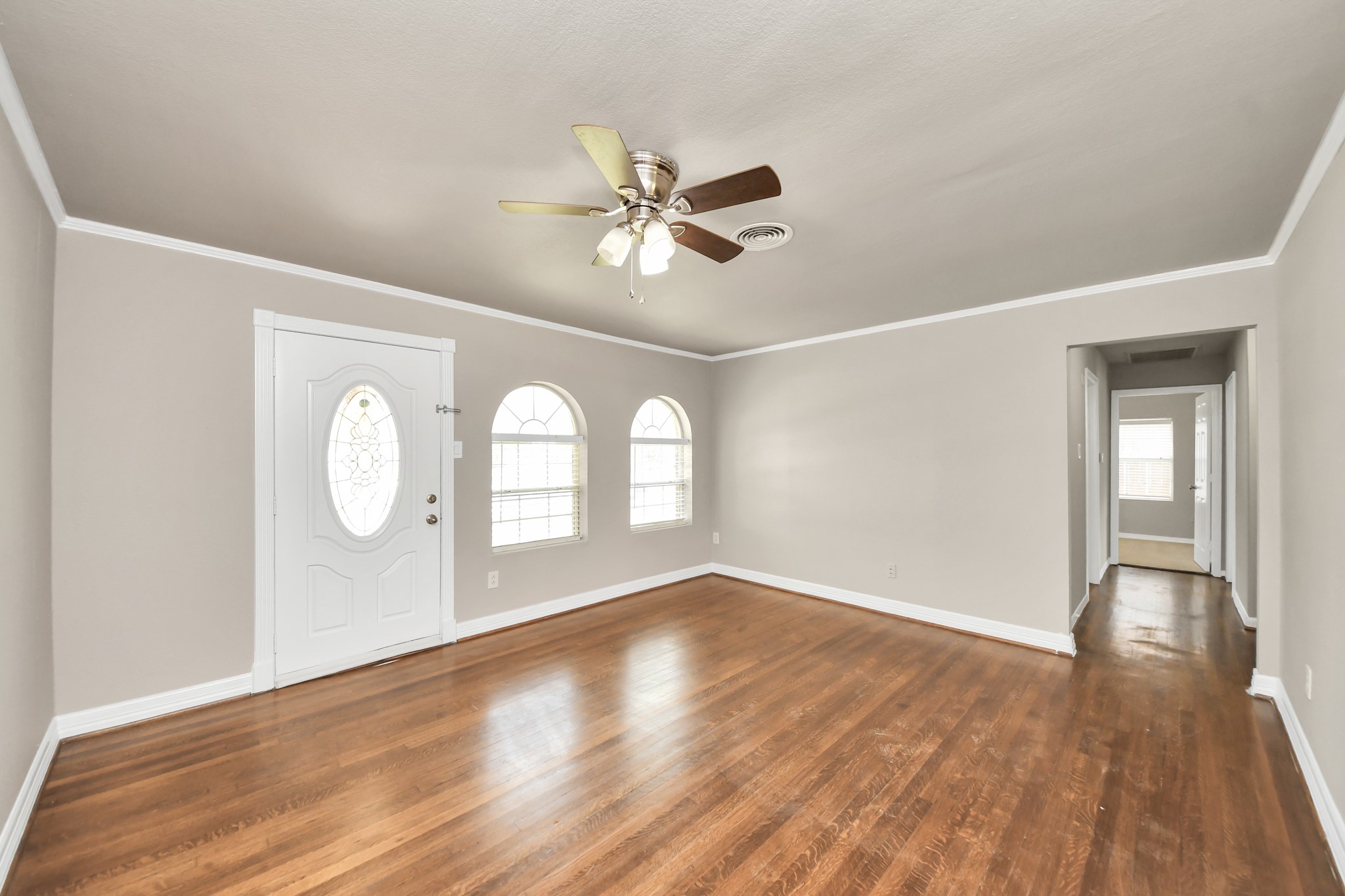 1412 Greenbriar Avenue Property Photo 5
