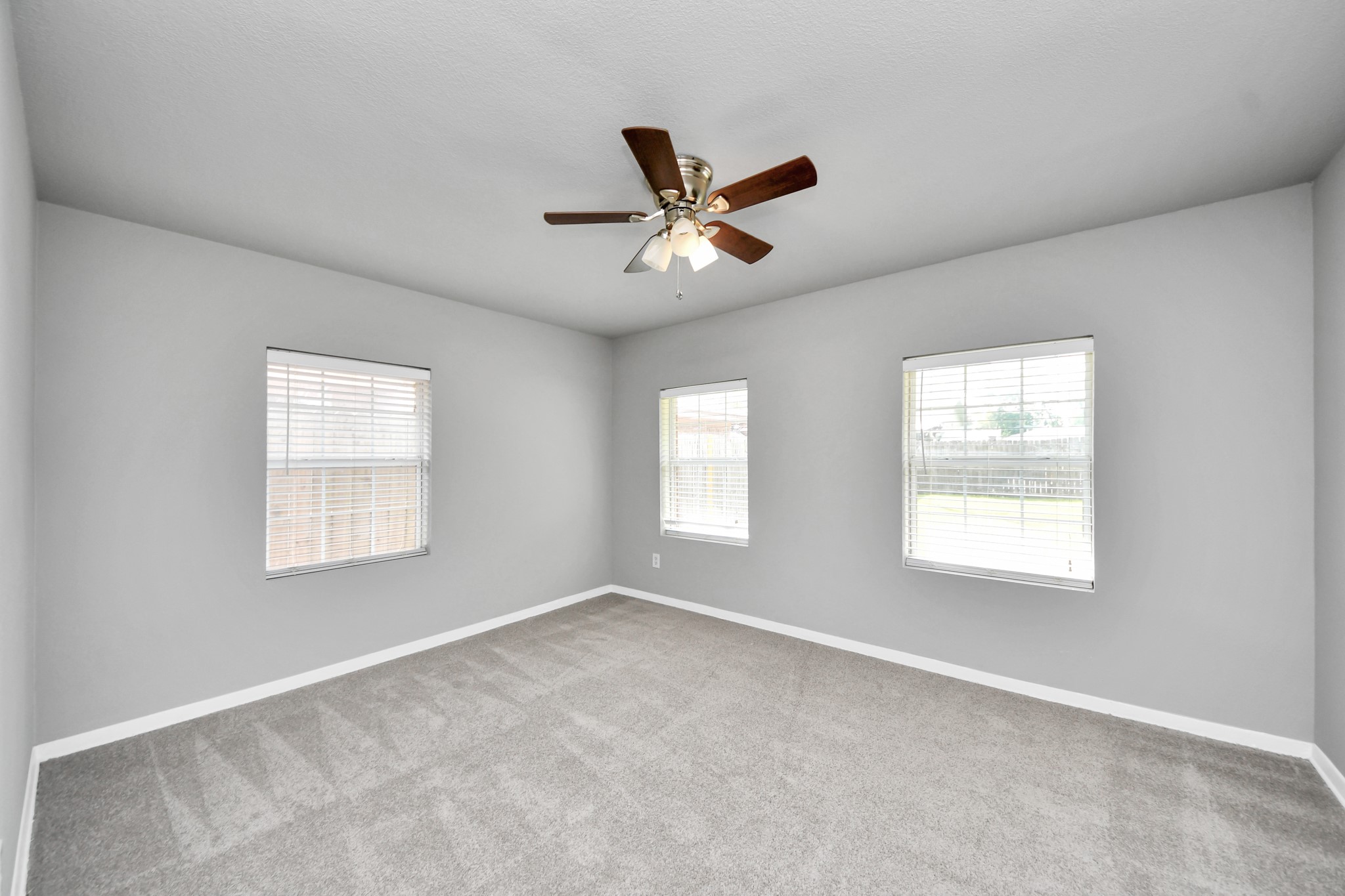 1412 Greenbriar Avenue Property Photo 21