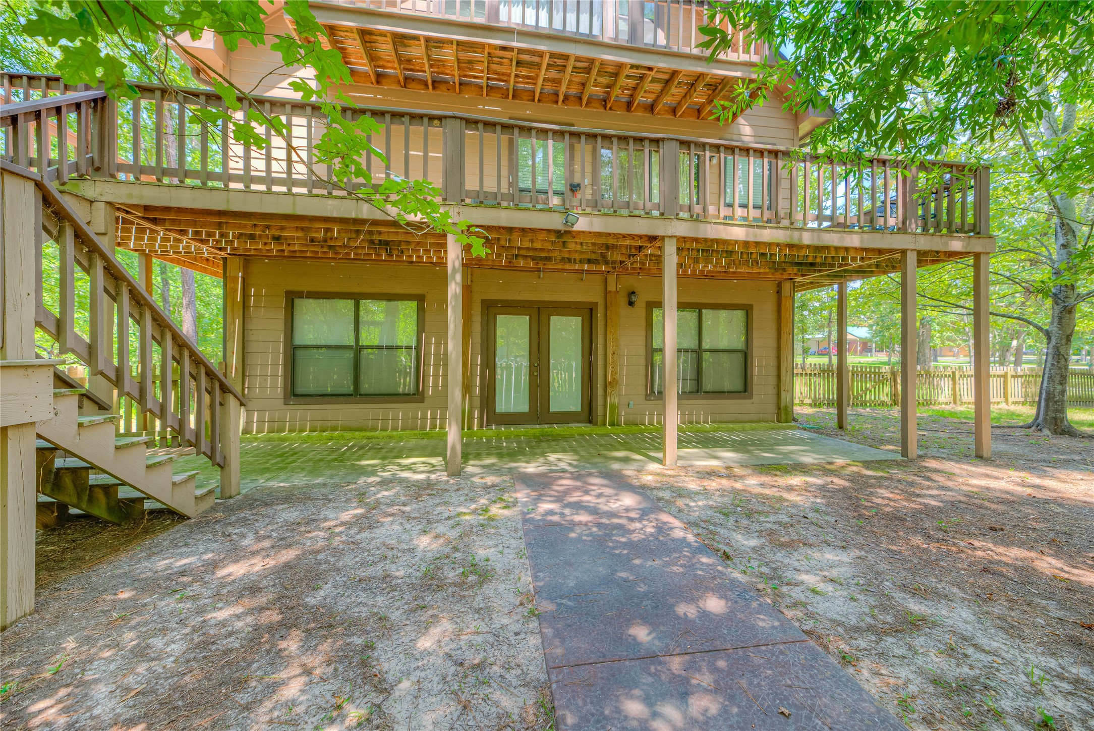 445 Knollwood Creek Property Photo 2