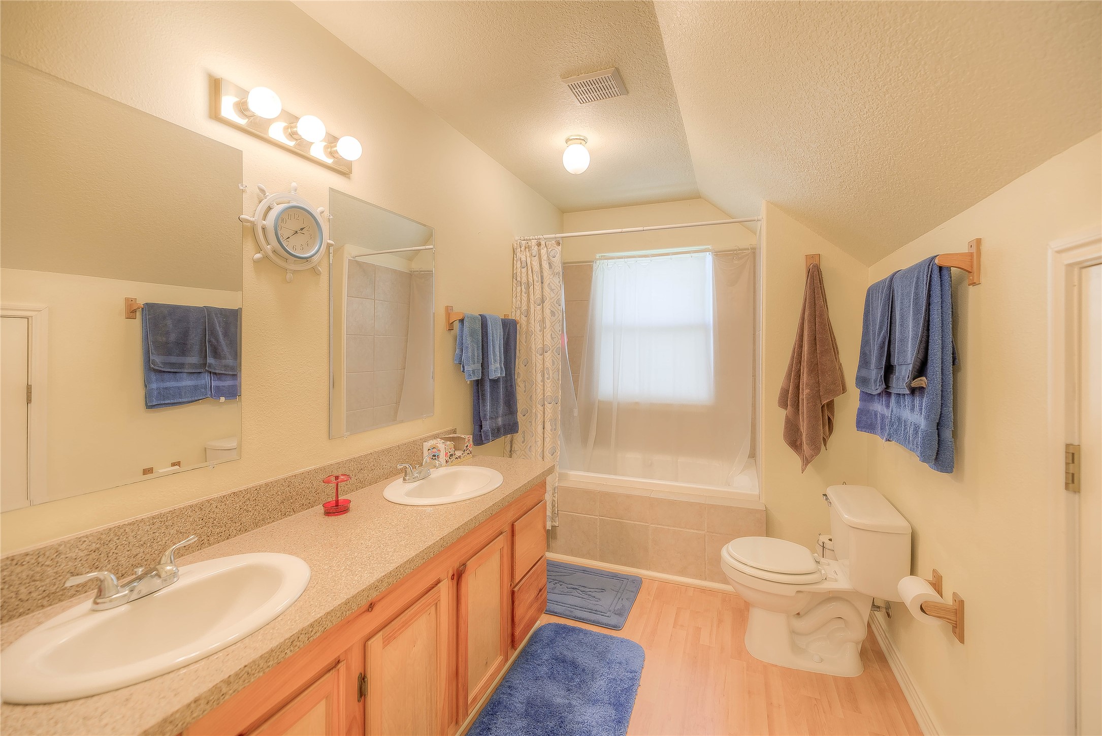 445 Knollwood Creek Property Photo 9