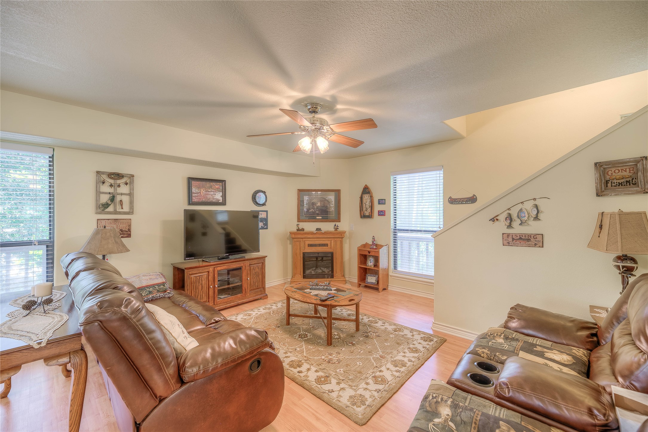 445 Knollwood Creek Property Photo 14