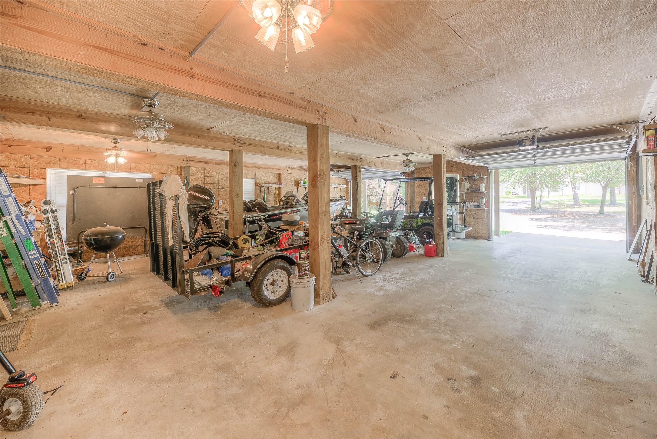 445 Knollwood Creek Property Photo 18