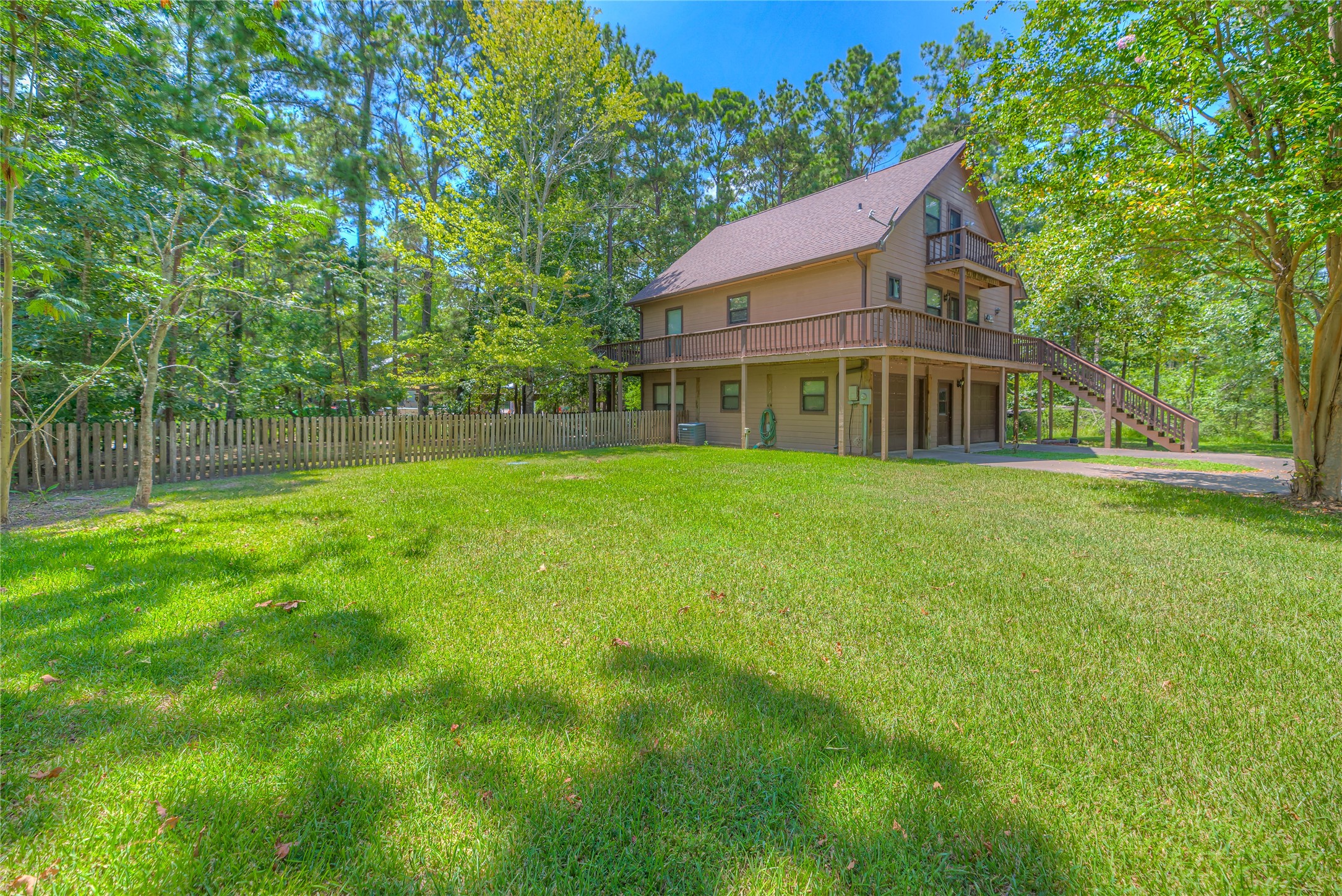 445 Knollwood Creek Property Photo 37