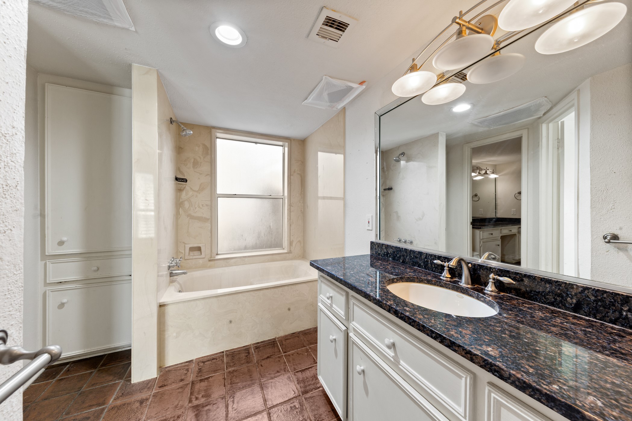 1829 Bering Drive 24 Property Photo 11