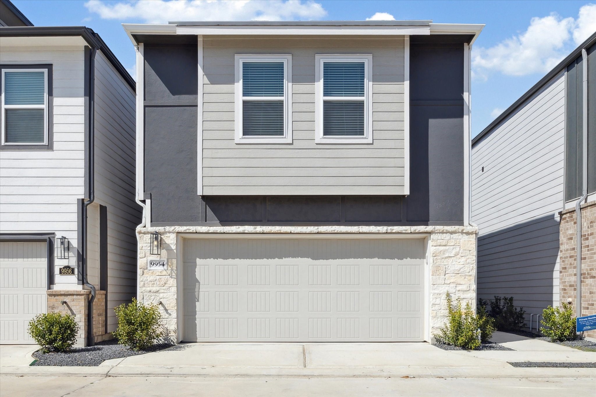 9954 Storehouse Drive Property Photo 1
