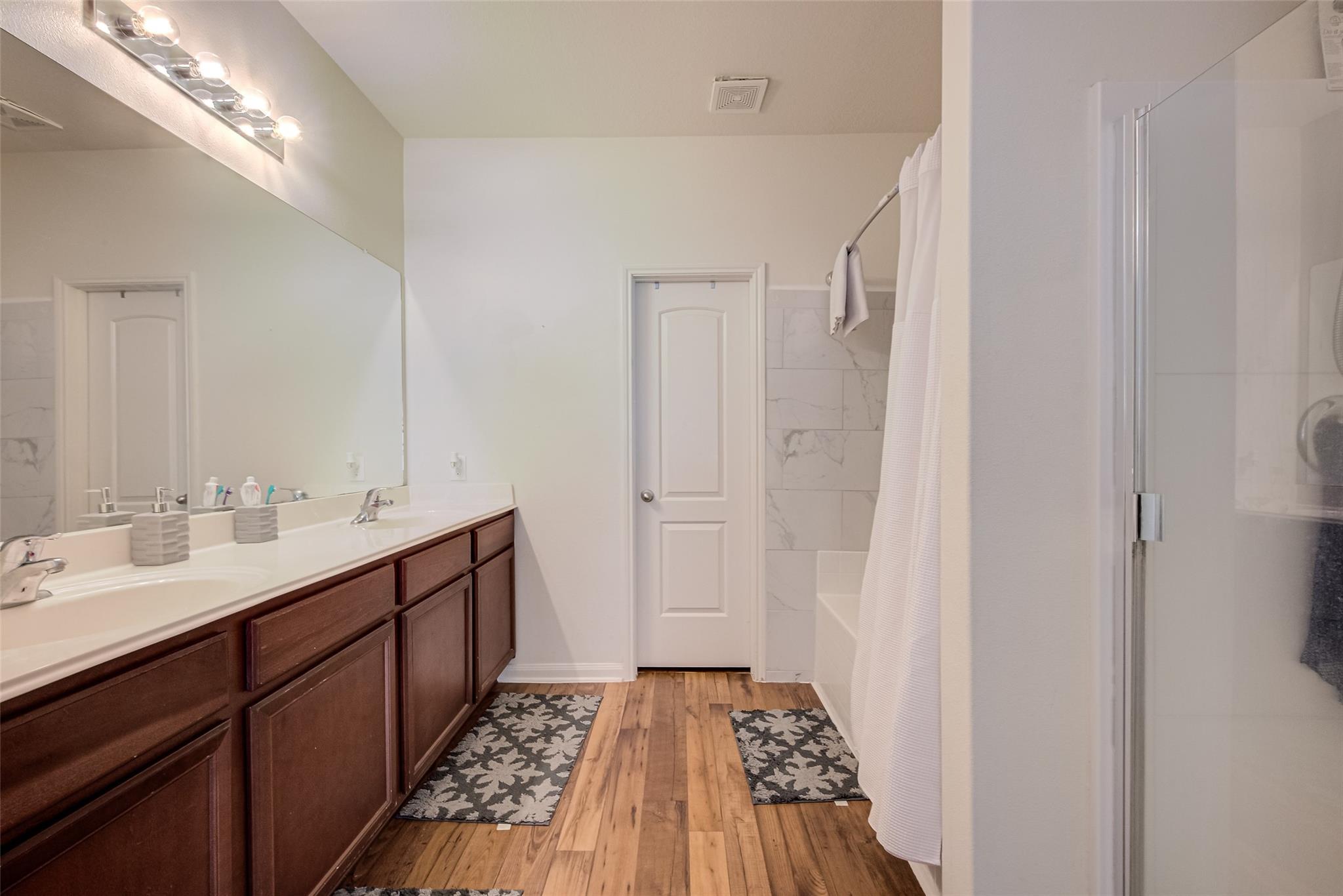 4827 Monarch Falls Lane, Richmond Tx 77469 Property Photo 15