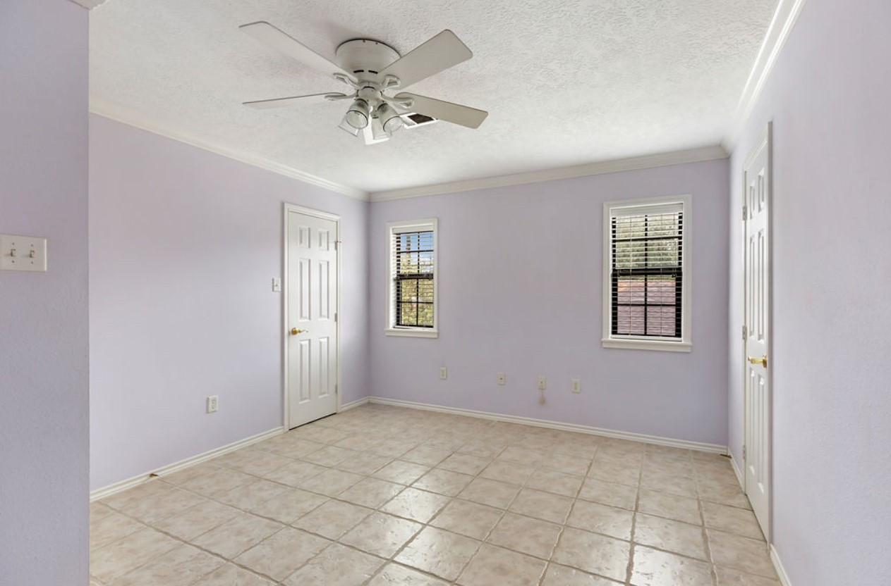 19 Skylark Street Property Photo 37