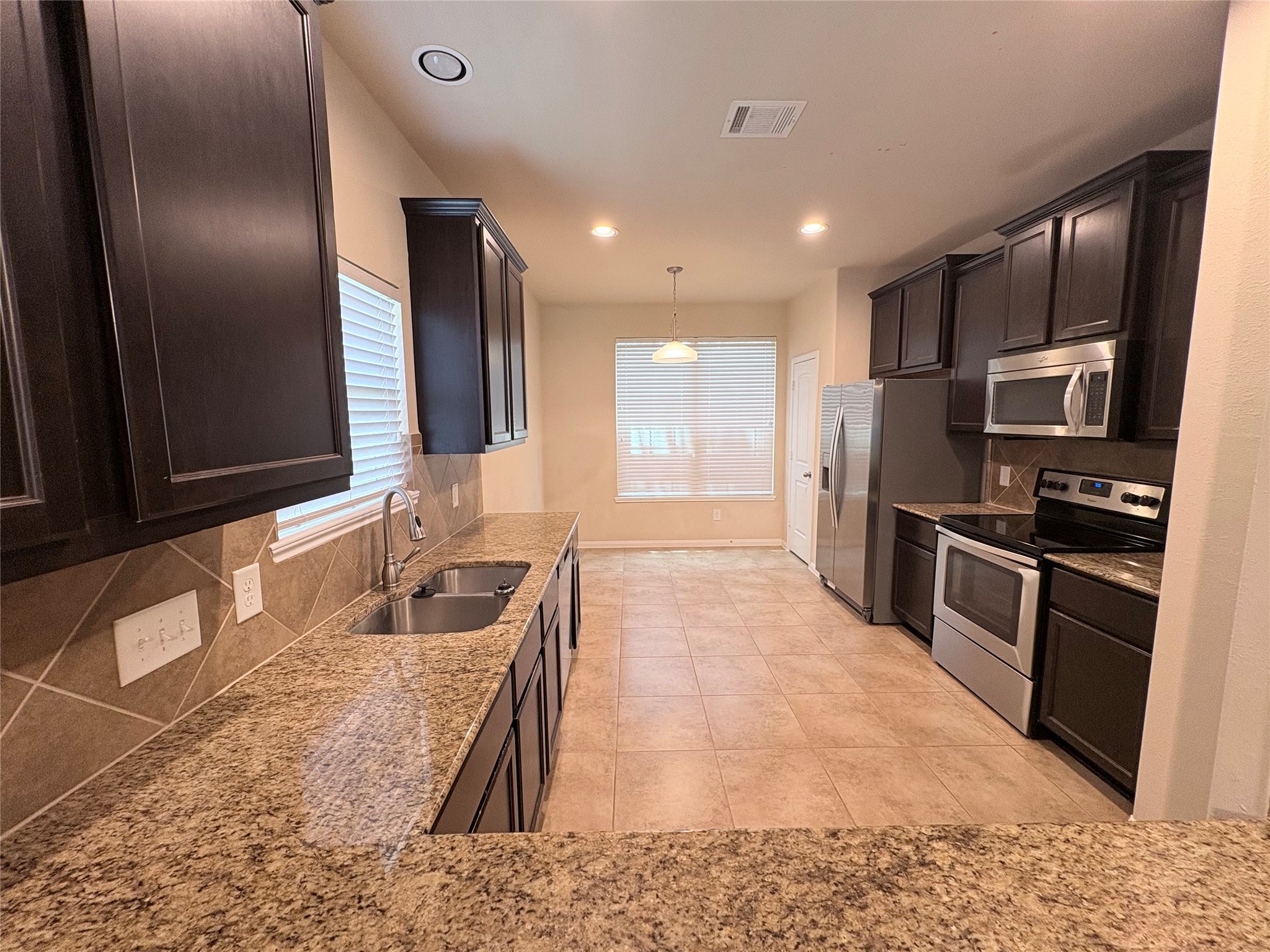 3721 Whisper Walk Property Photo 5