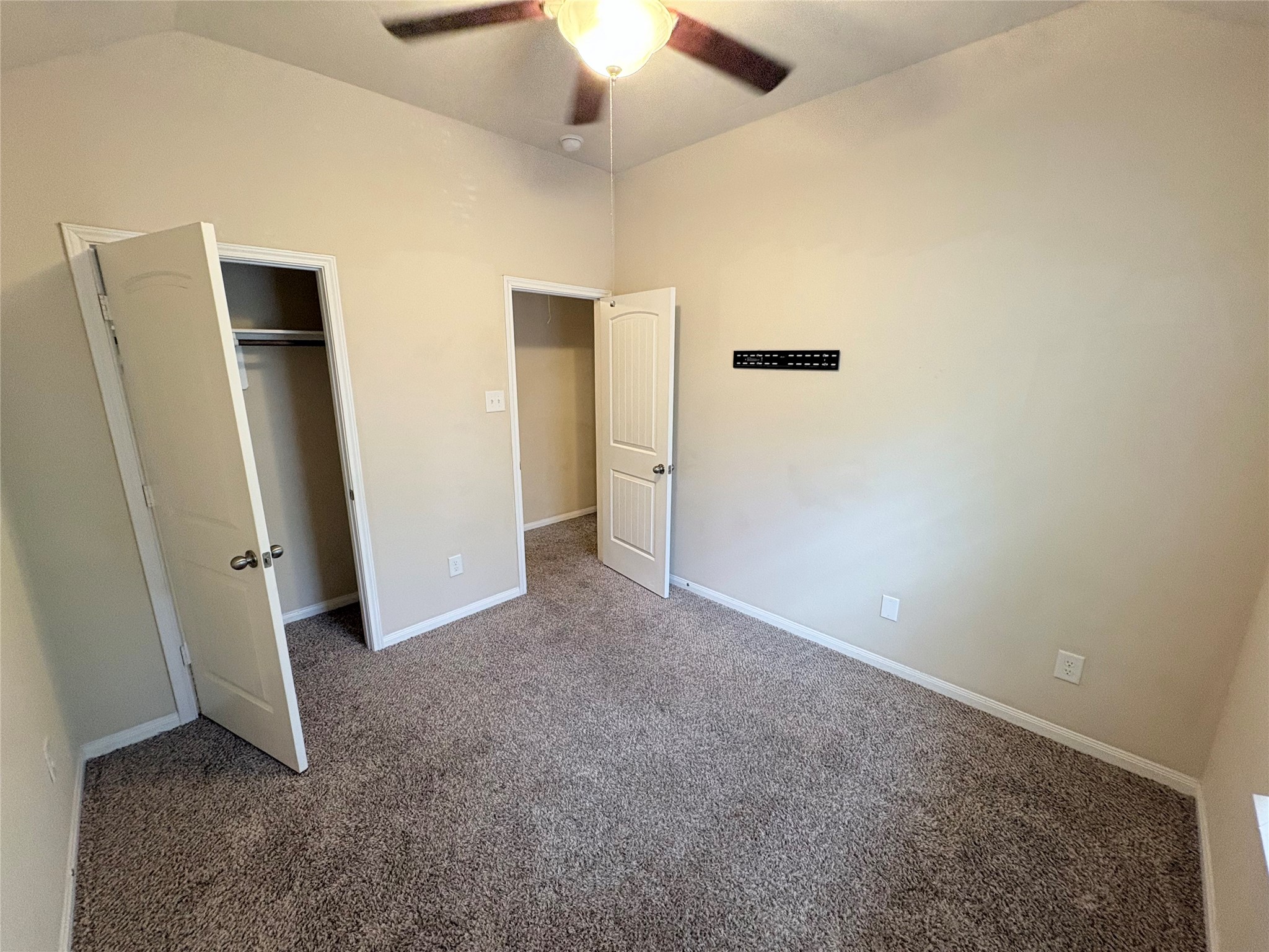 3721 Whisper Walk Property Photo 16