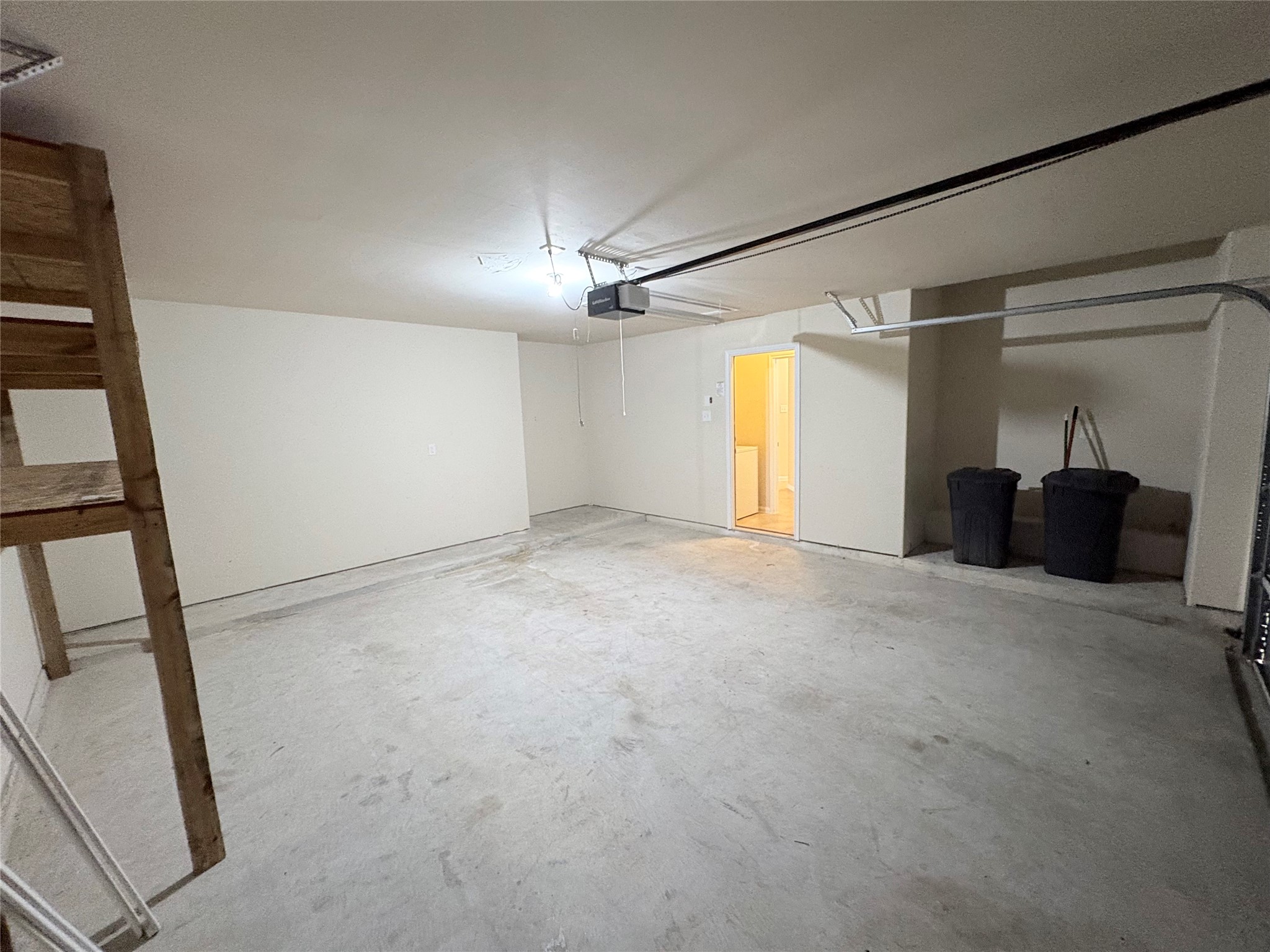 3721 Whisper Walk Property Photo 21