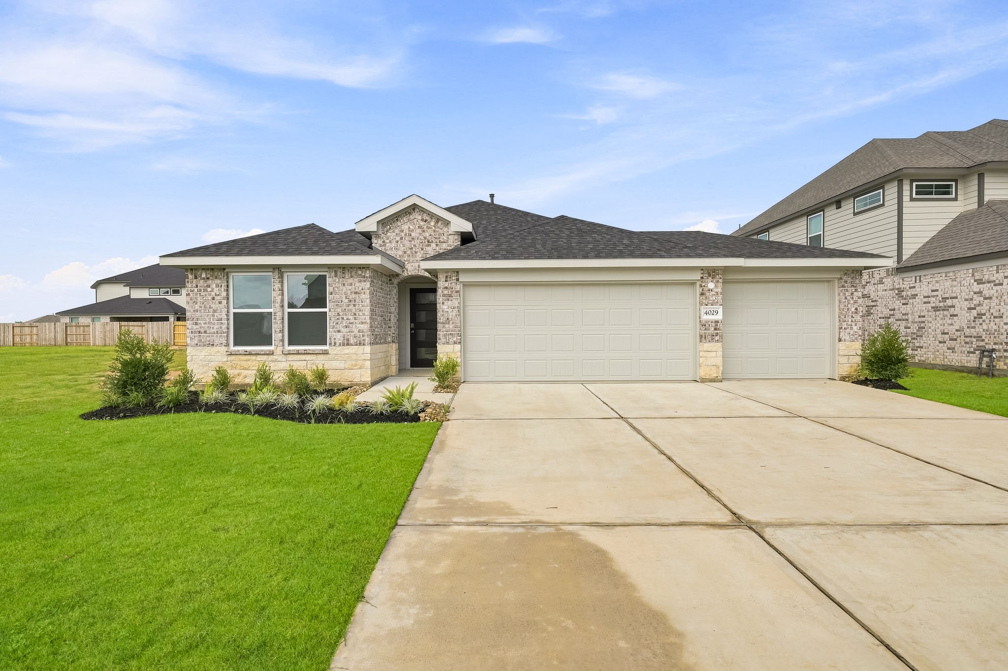 4029 Sun Burst Lane Property Photo 1