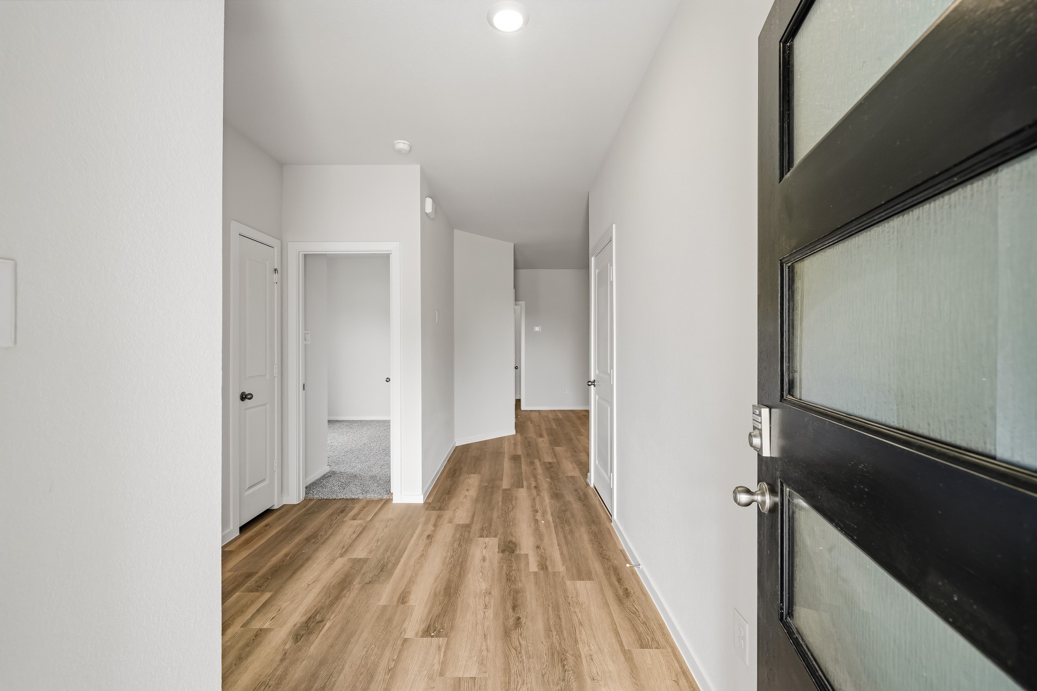 4029 Sun Burst Lane Property Photo 9