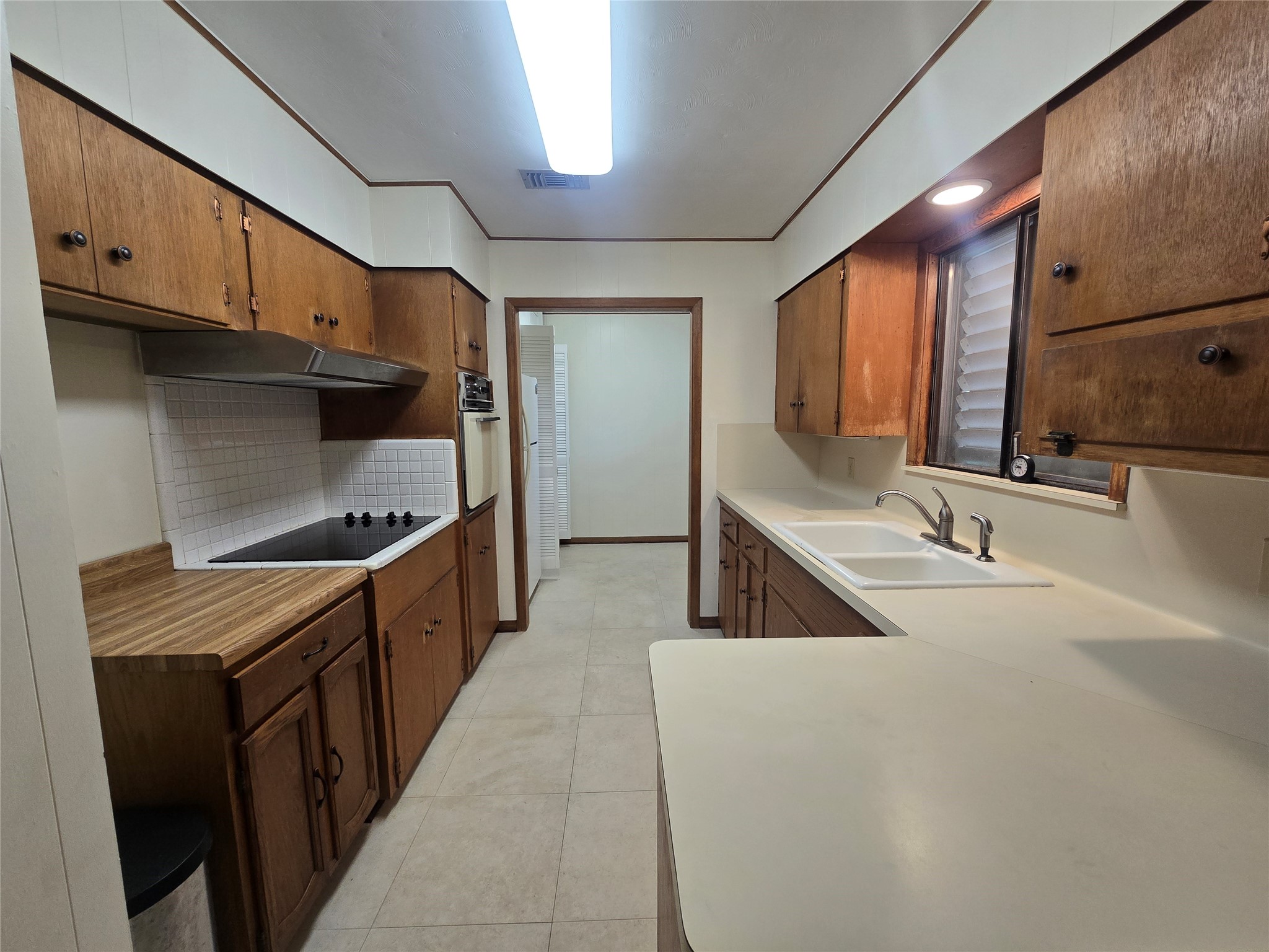 308 Mackeral Street Property Photo 3
