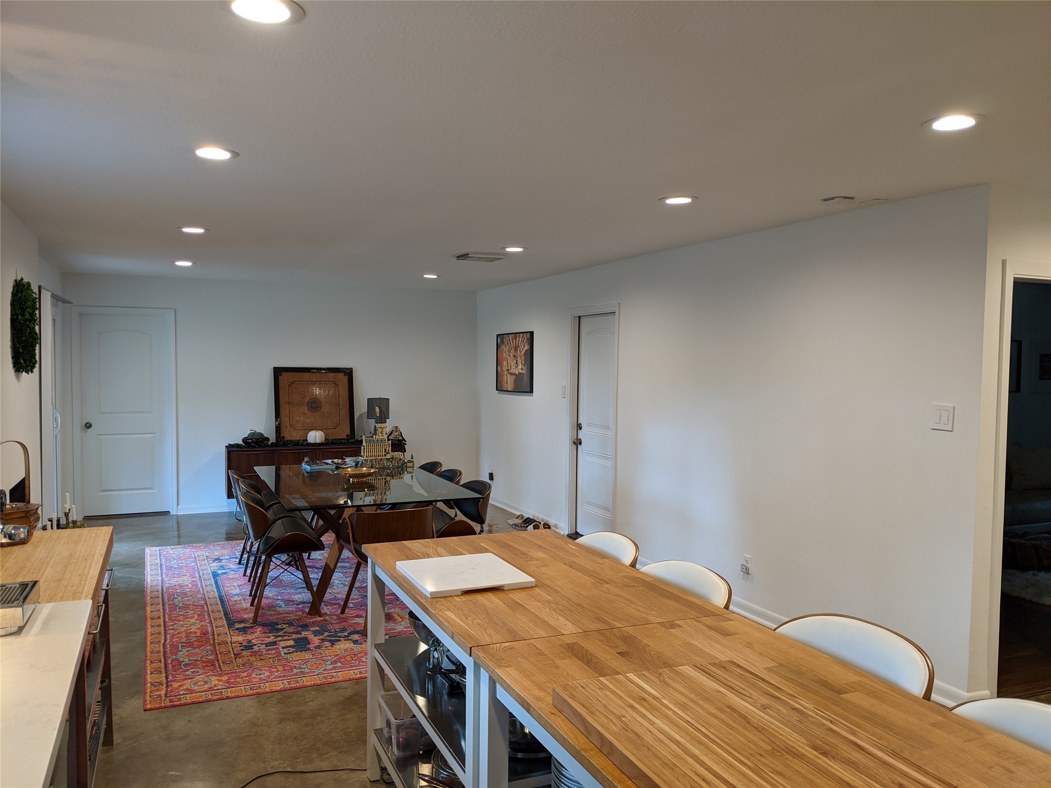 1202 Shadeland Drive Property Photo 6