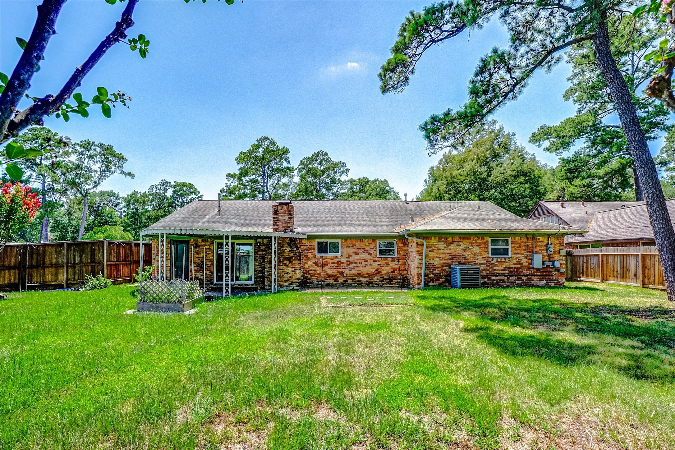 1202 Shadeland Drive Property Photo 17